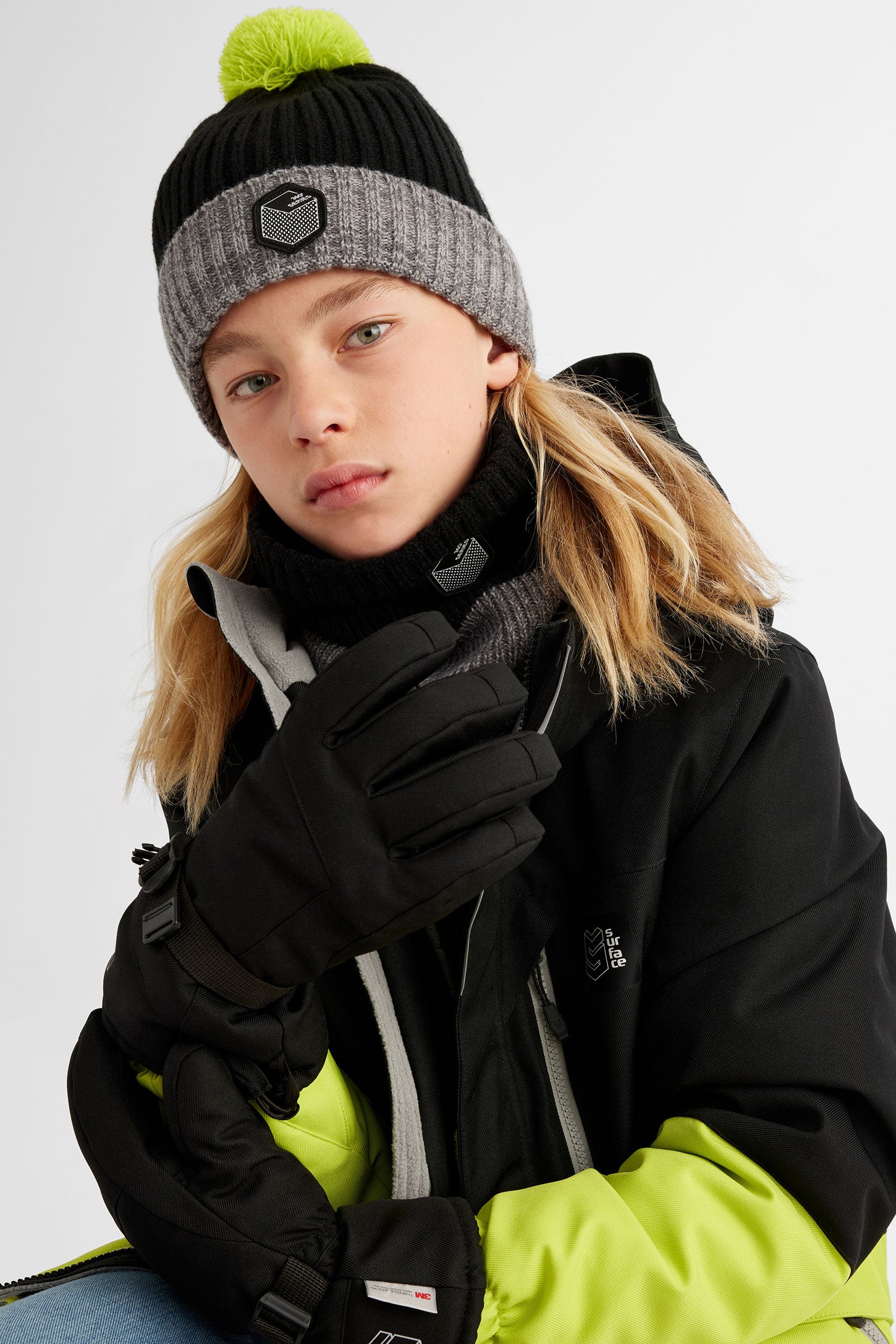 Gants de neige isolés - Enfant garçon Gants de neige isolés - Enfant garçon