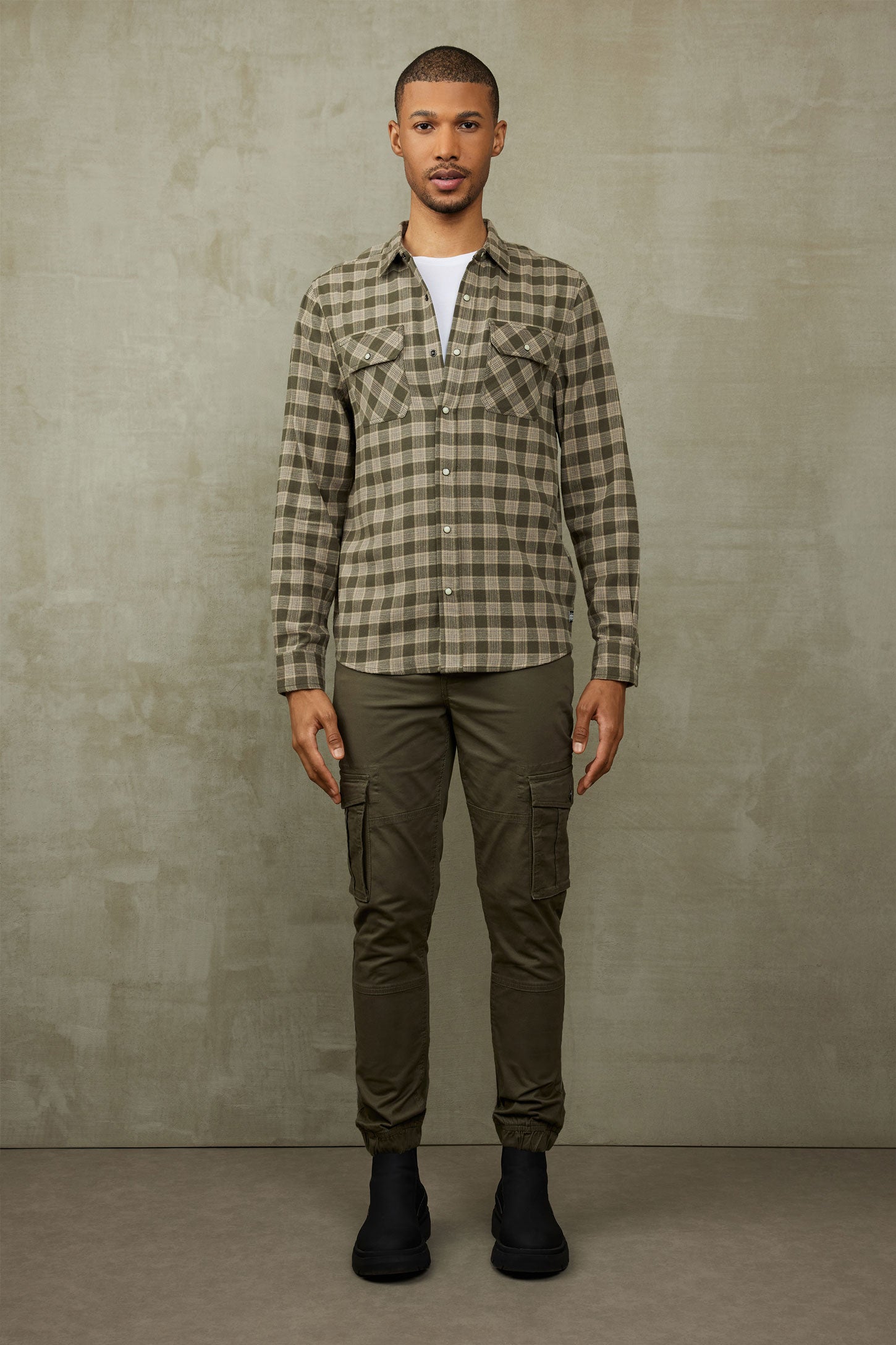 Chemise à carreaux en flanelle - Homme && KAKI