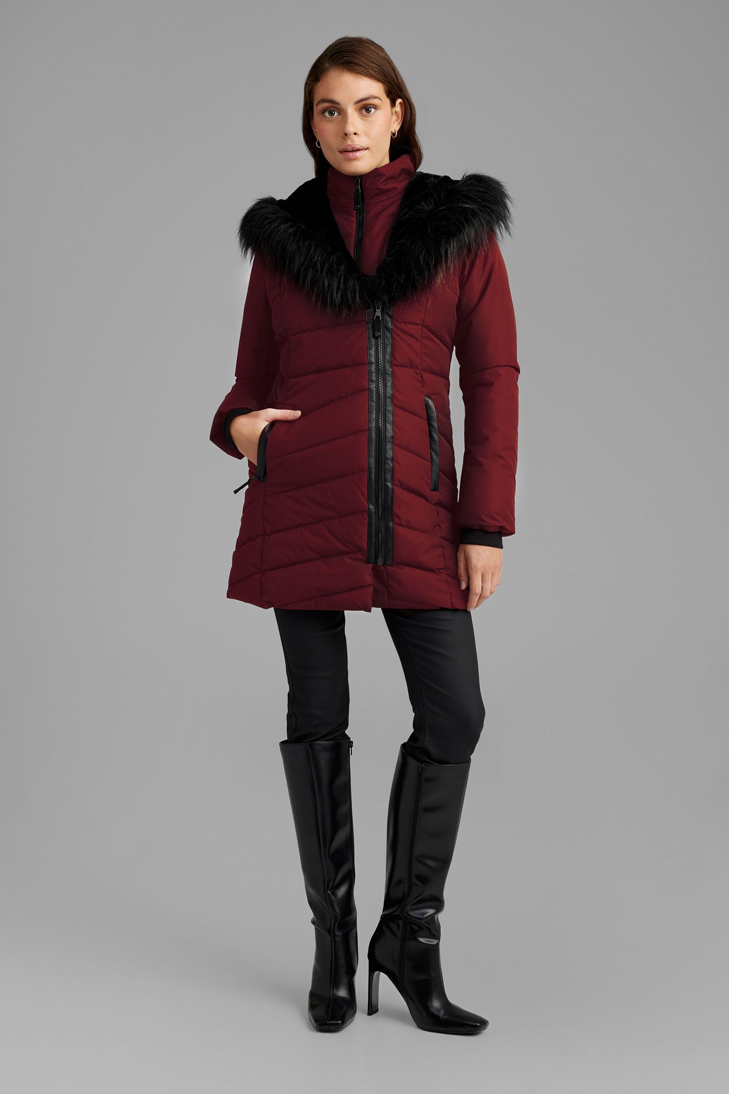 Manteau d'hiver matelassé à plastron - Femme && BORDEAUX