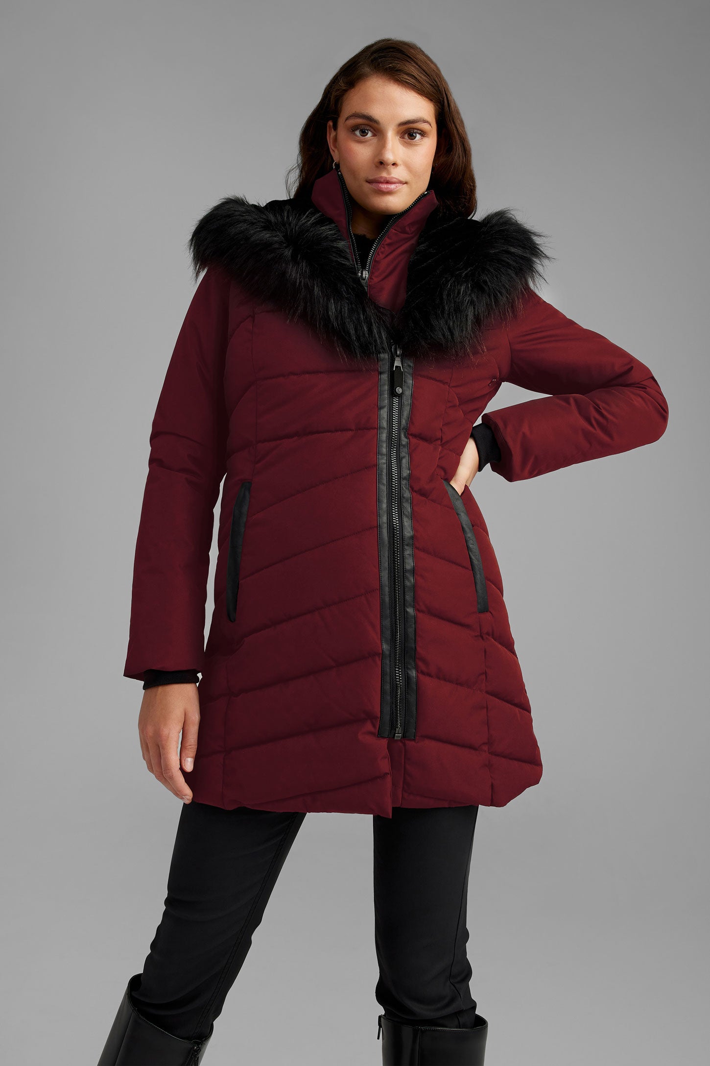 Manteau d'hiver matelassé à plastron - Femme && BORDEAUX