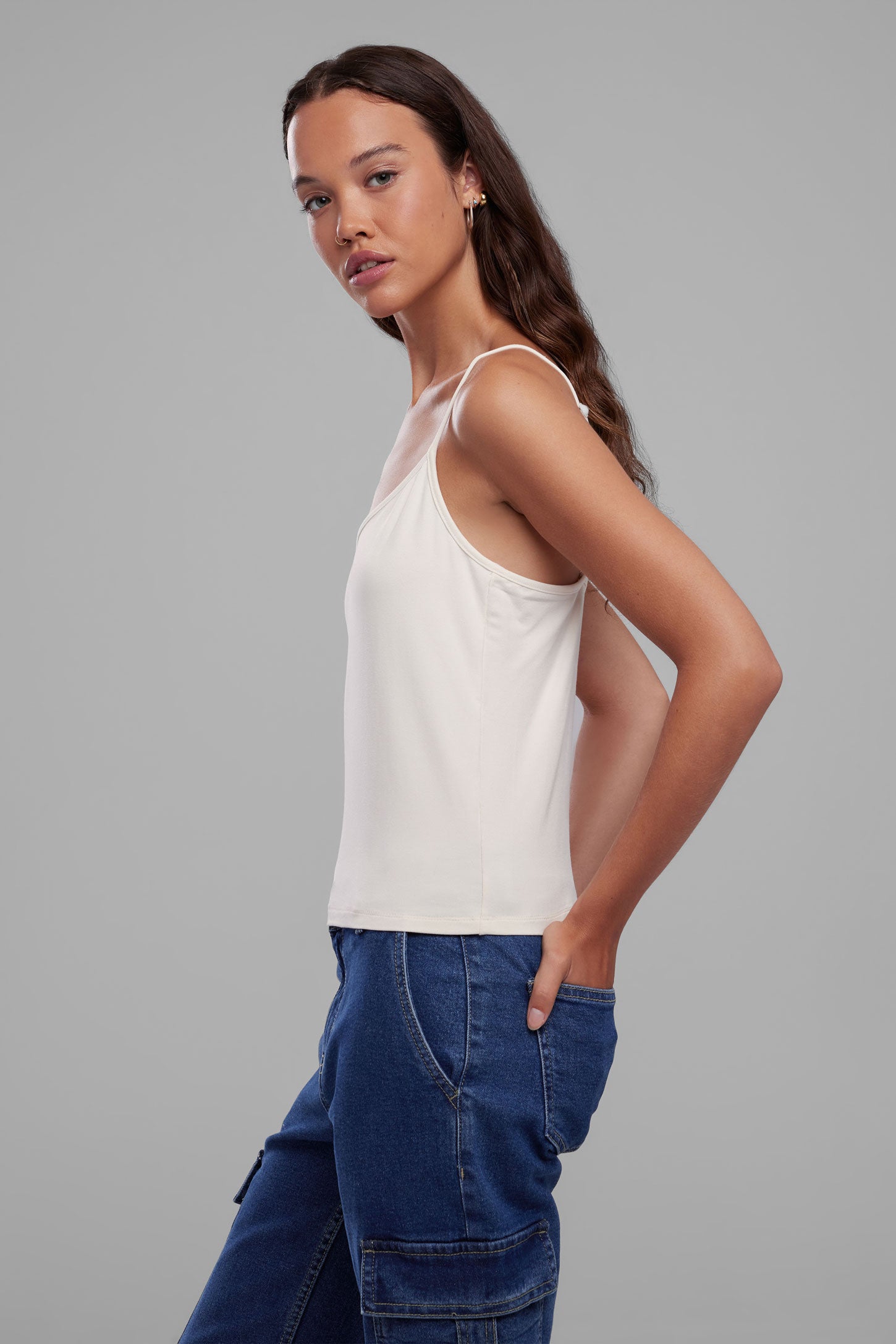 Camisole à bretelles fines - Femme && BLANC CASSÉ