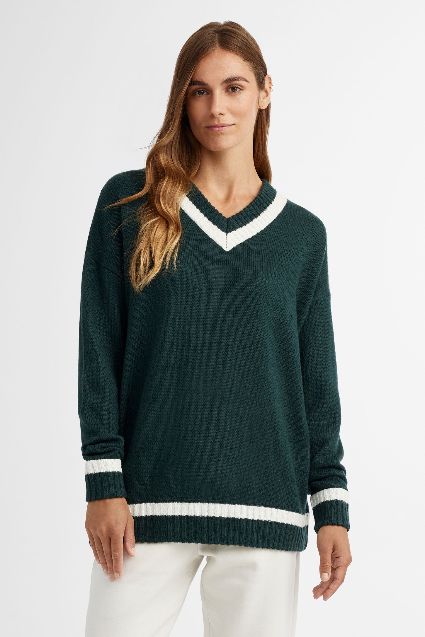 Chandail col en V en tricot, Chalet - Femme && VERT