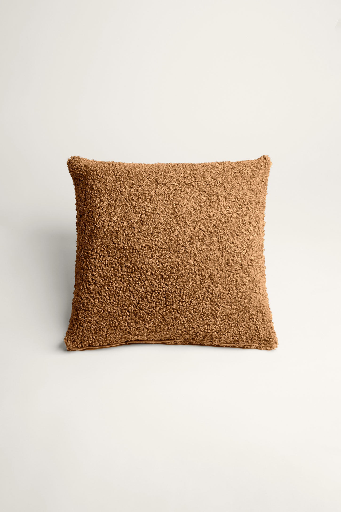 Coussin tricot bouclé 20'' x 20'' - Maison && BRUN