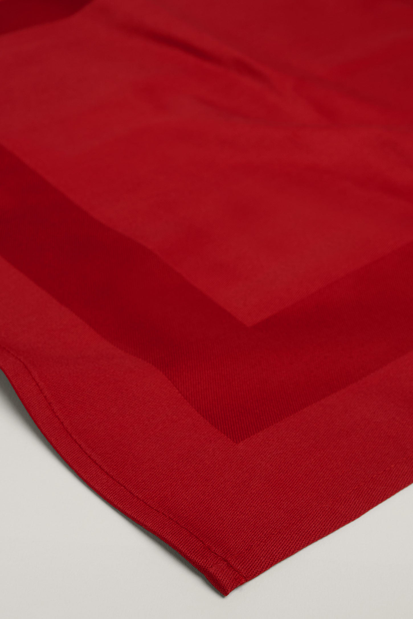 Paquet de 4 serviettes de table, 2/20$ - Maison && ROUGE