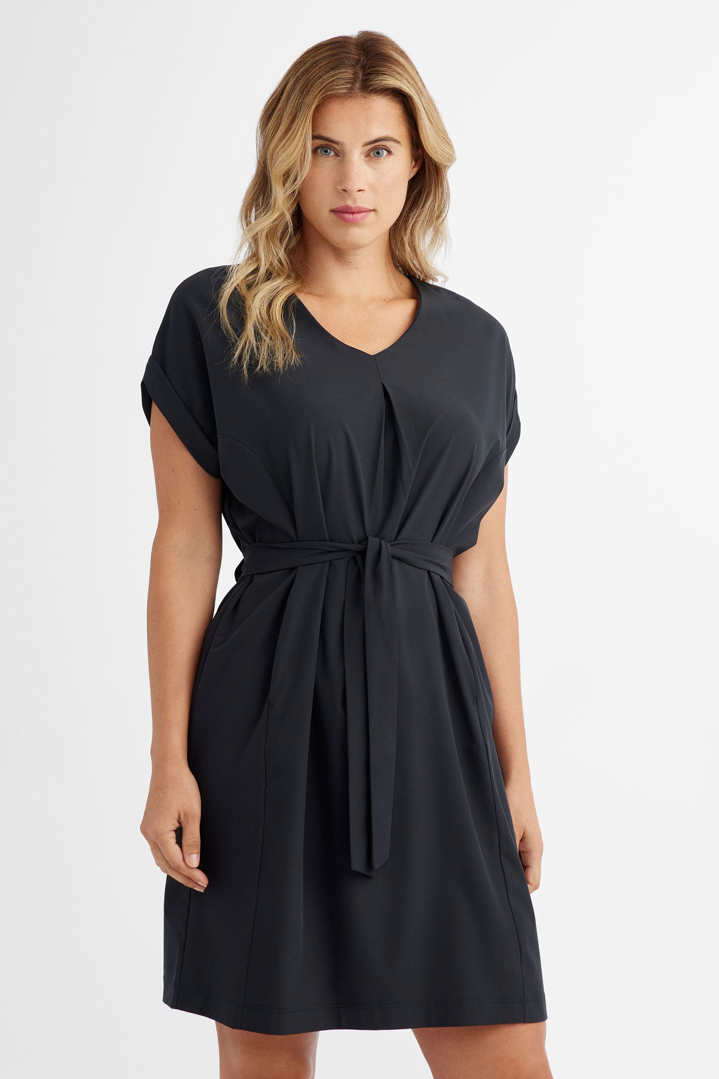 Robe manches courtes avec ceinture BM - Femme && NOIR