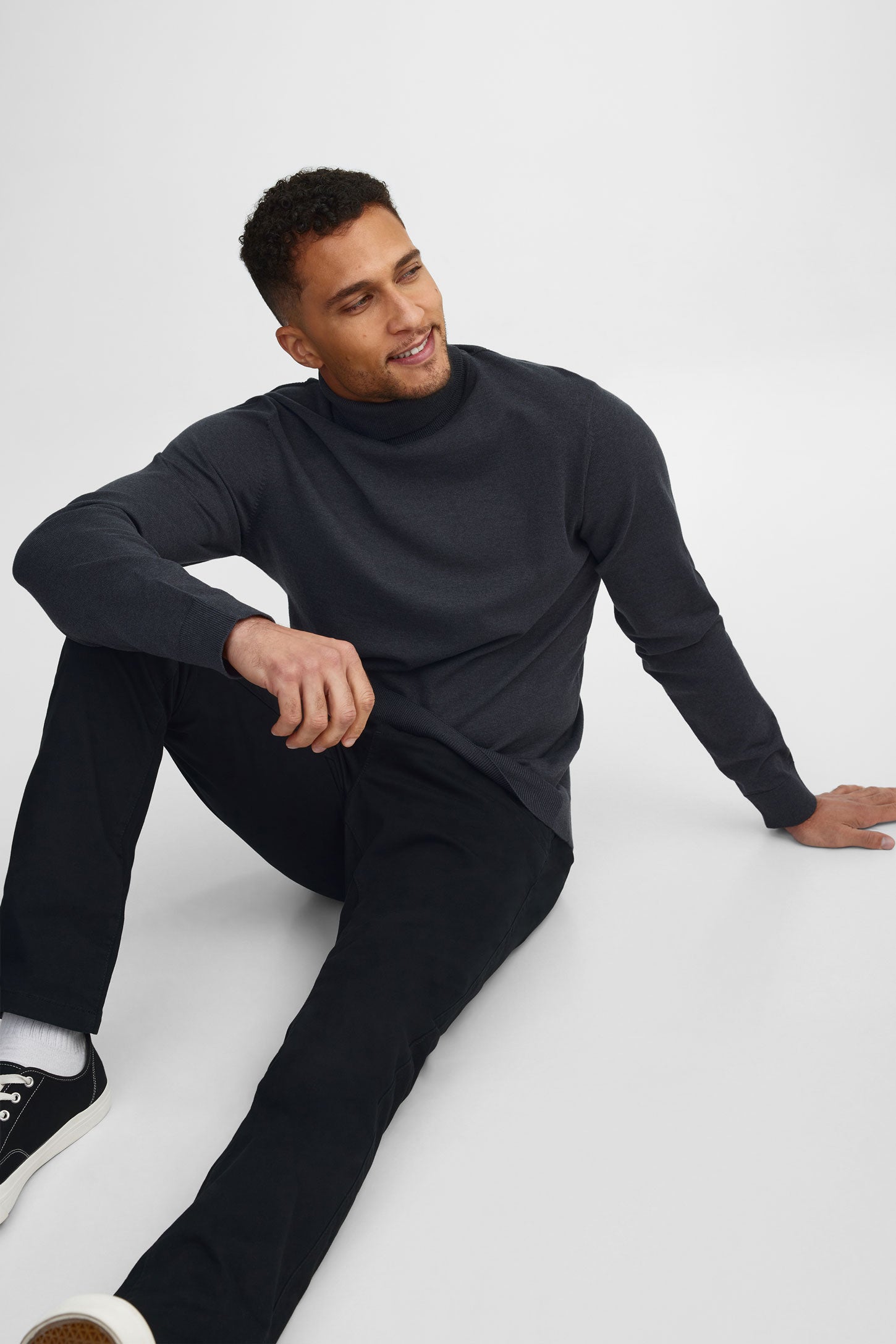 Chandail col roulé tricot - Homme && CHARBON MIXTE