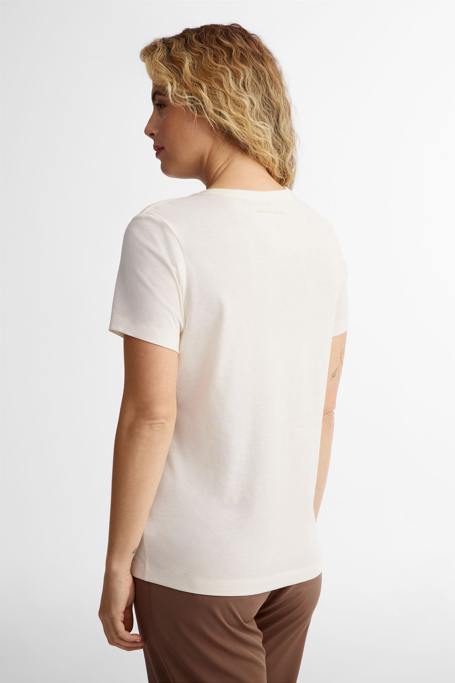 T-shirt col en V coton bio  BM, 2/50$ - Femme && BLANC