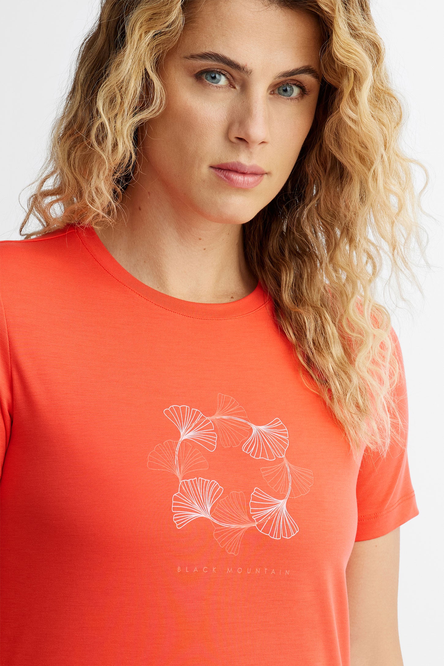 T-shirt col imprimé  BM en Lyocell, 2/50$ - Femme && ROUGE