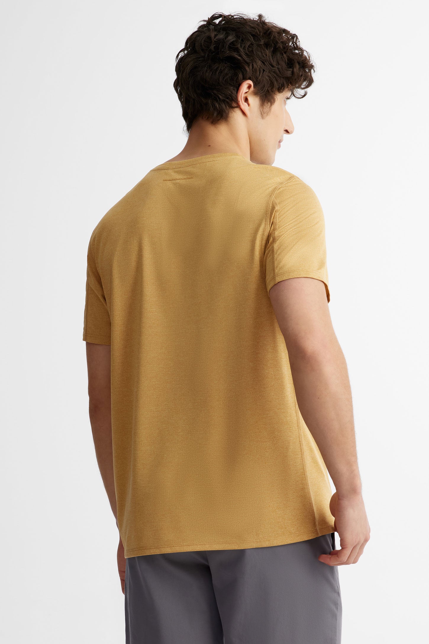 T-shirt col rond imprimé BM, 2/50$ - Homme && BEIGE
