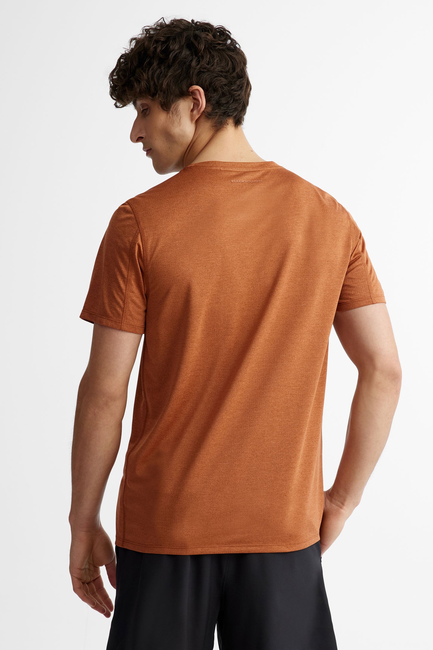 T-shirt col rond imprimé BM, 2/50$ - Homme && BRUN MIXTE