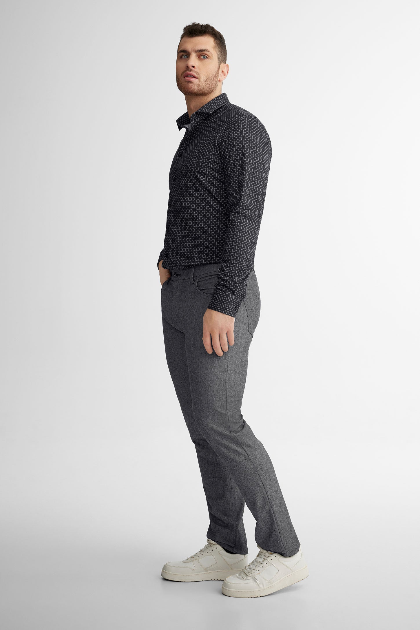 Pantalon habillé coupe régulière - Homme && CHARBON MIXTE