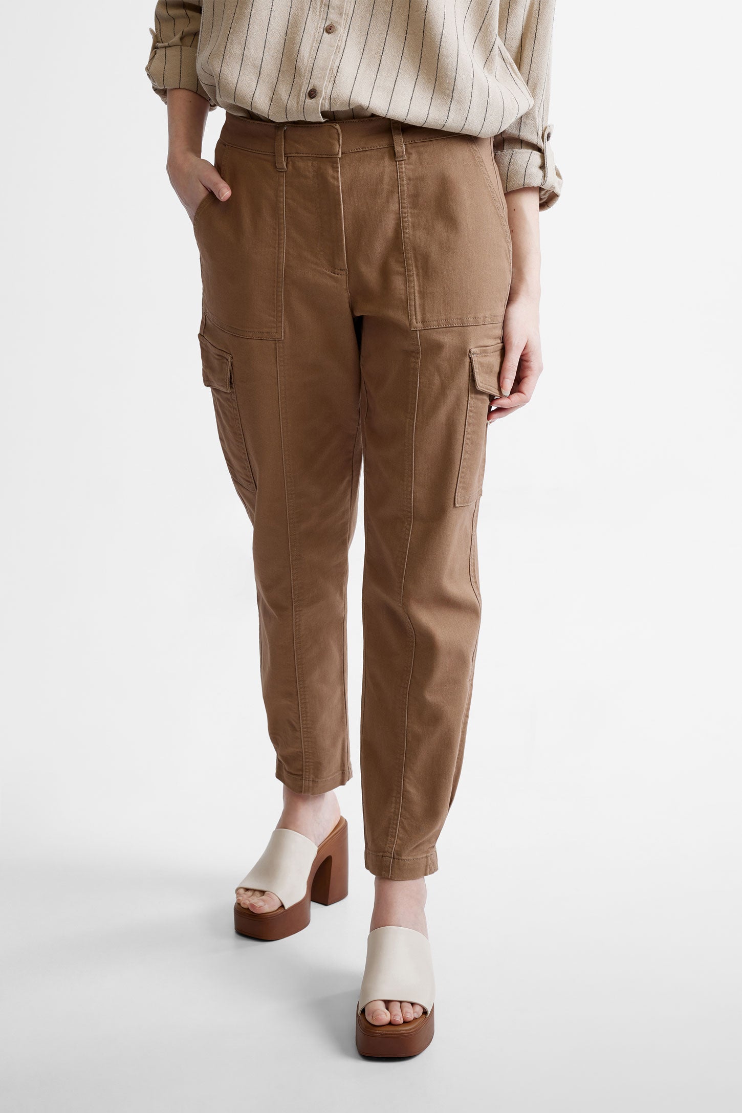 Pantalon cargo coupe semi-ajustée - Femme && BEIGE