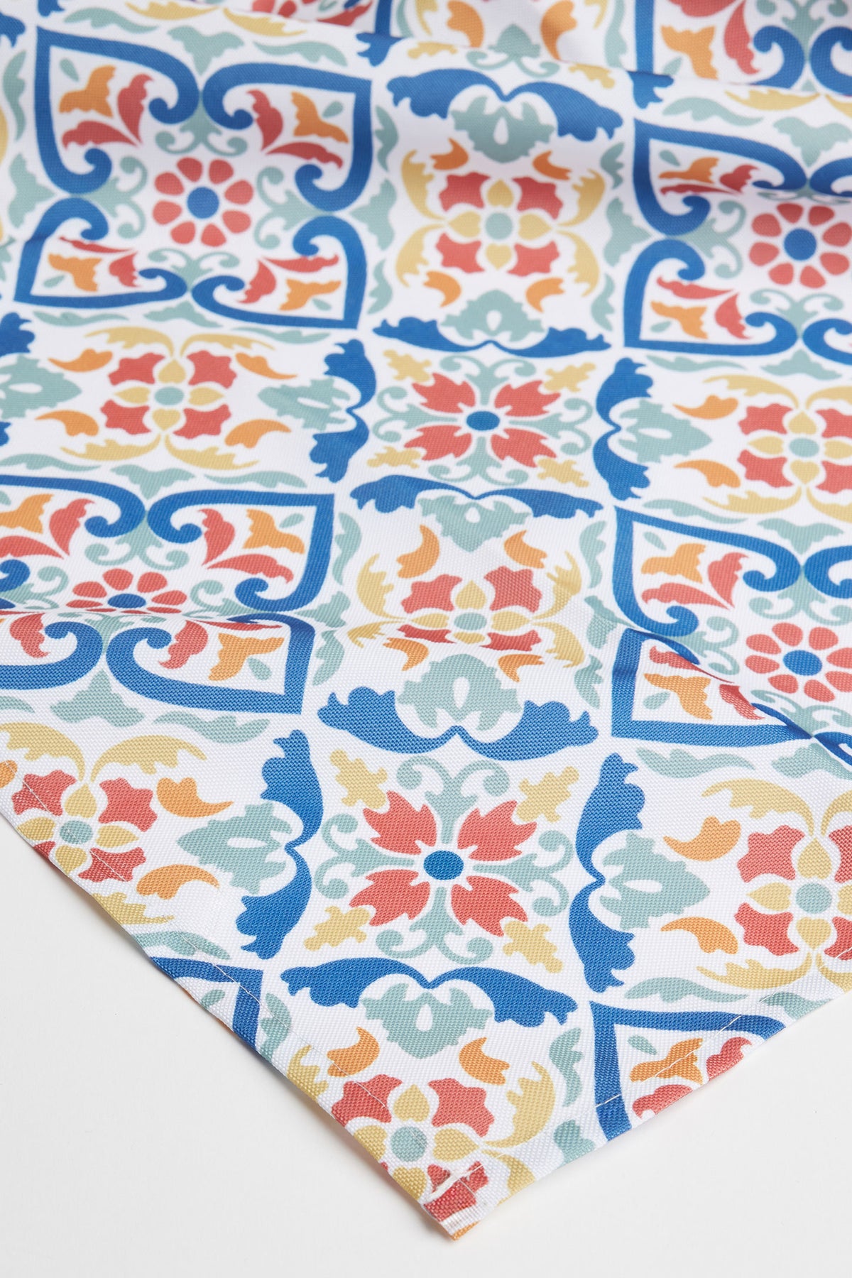 Nappe hydrofuge, 52 x 70'' - Maison && MULTI