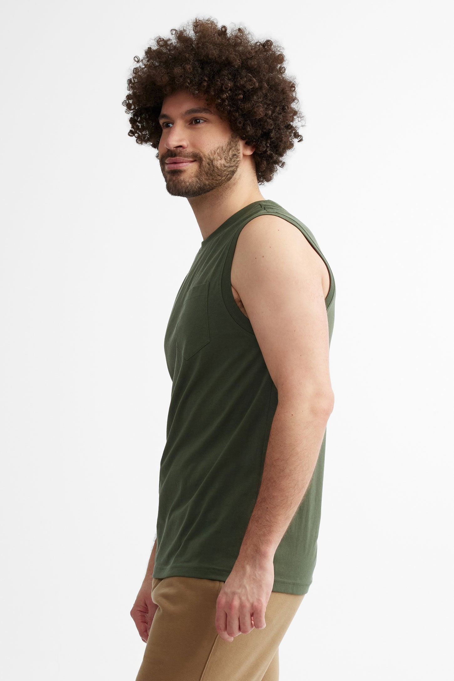 Camisole à poche en coton, 2/30$ - Homme && KAKI