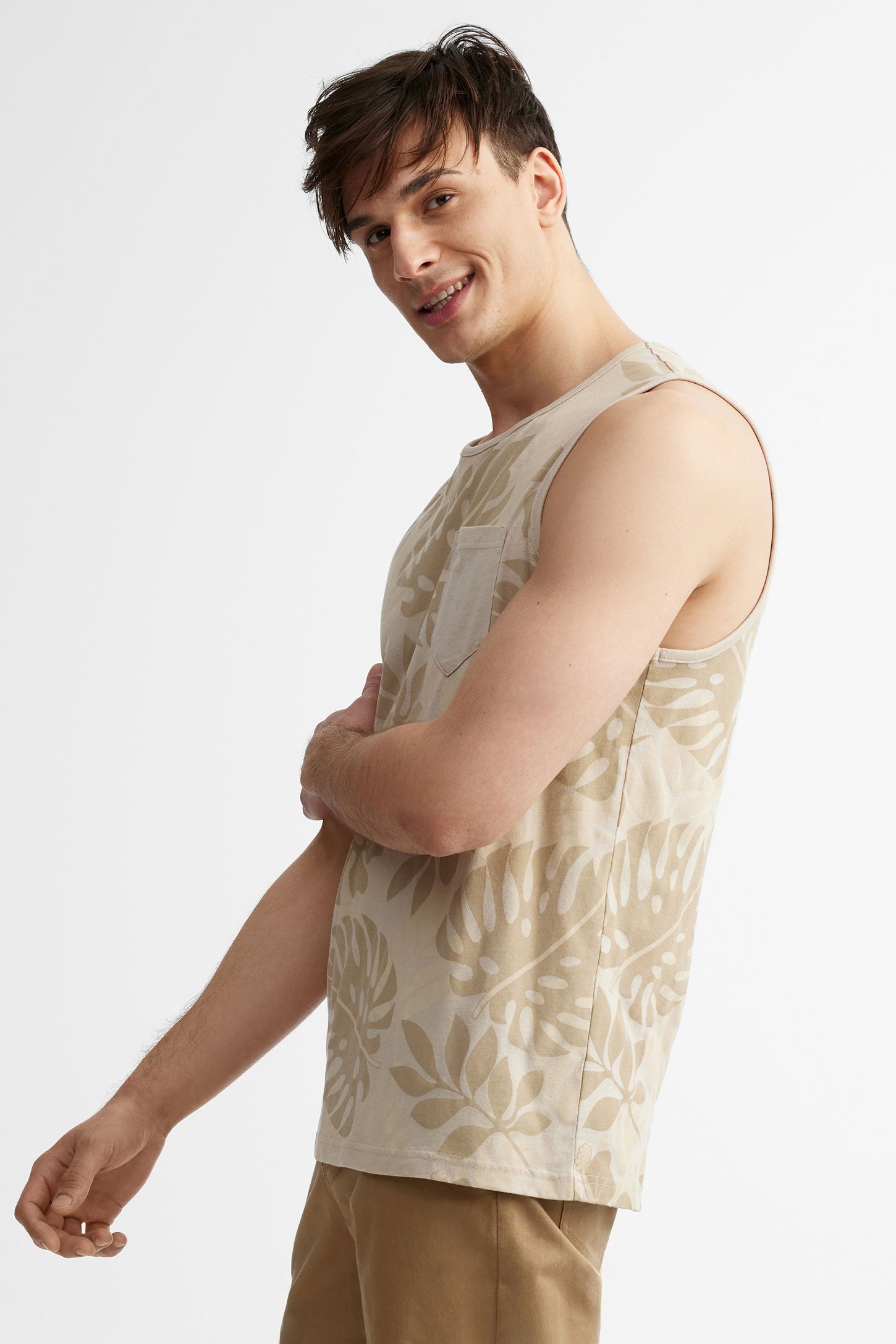 Camisole à poche en coton imprimé, 2/30$ - Homme && BEIGE/MULTI