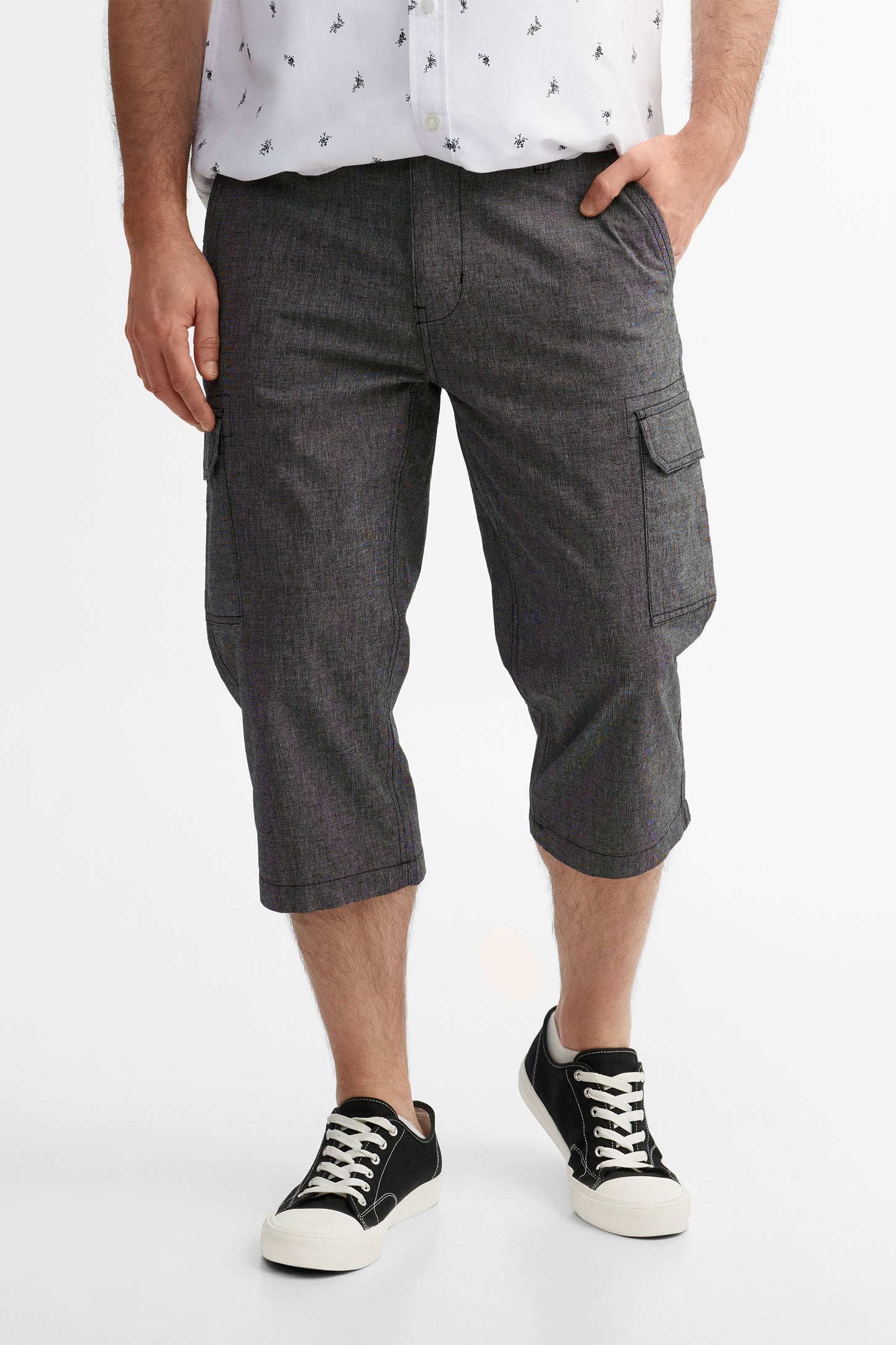 Straight fit cotton cargo capri Men