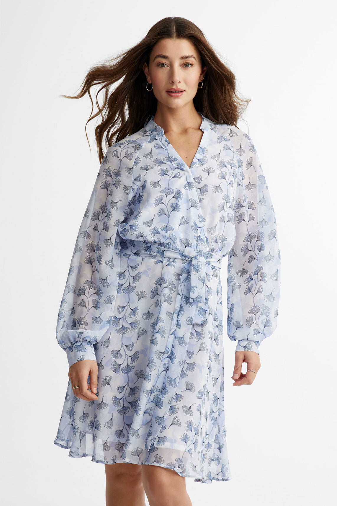 Robe cache-cœur en chiffon - Femme && BLEU MULTI