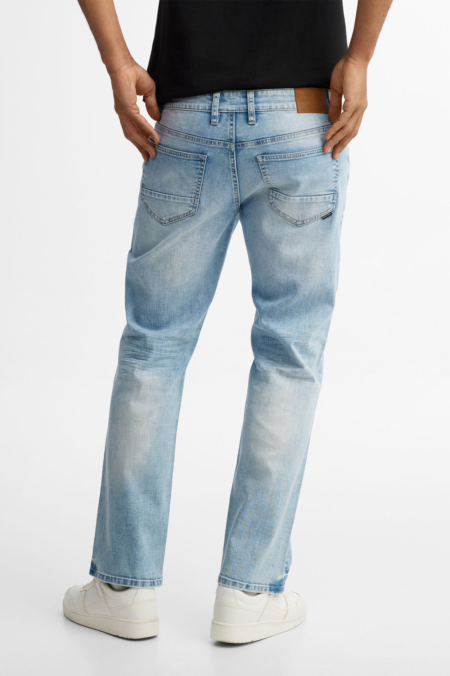 Jean à jambe large et taille haute délavé foncé - Urban Planet Jean à jambe large et taille haute délavé foncé - Urban Planet