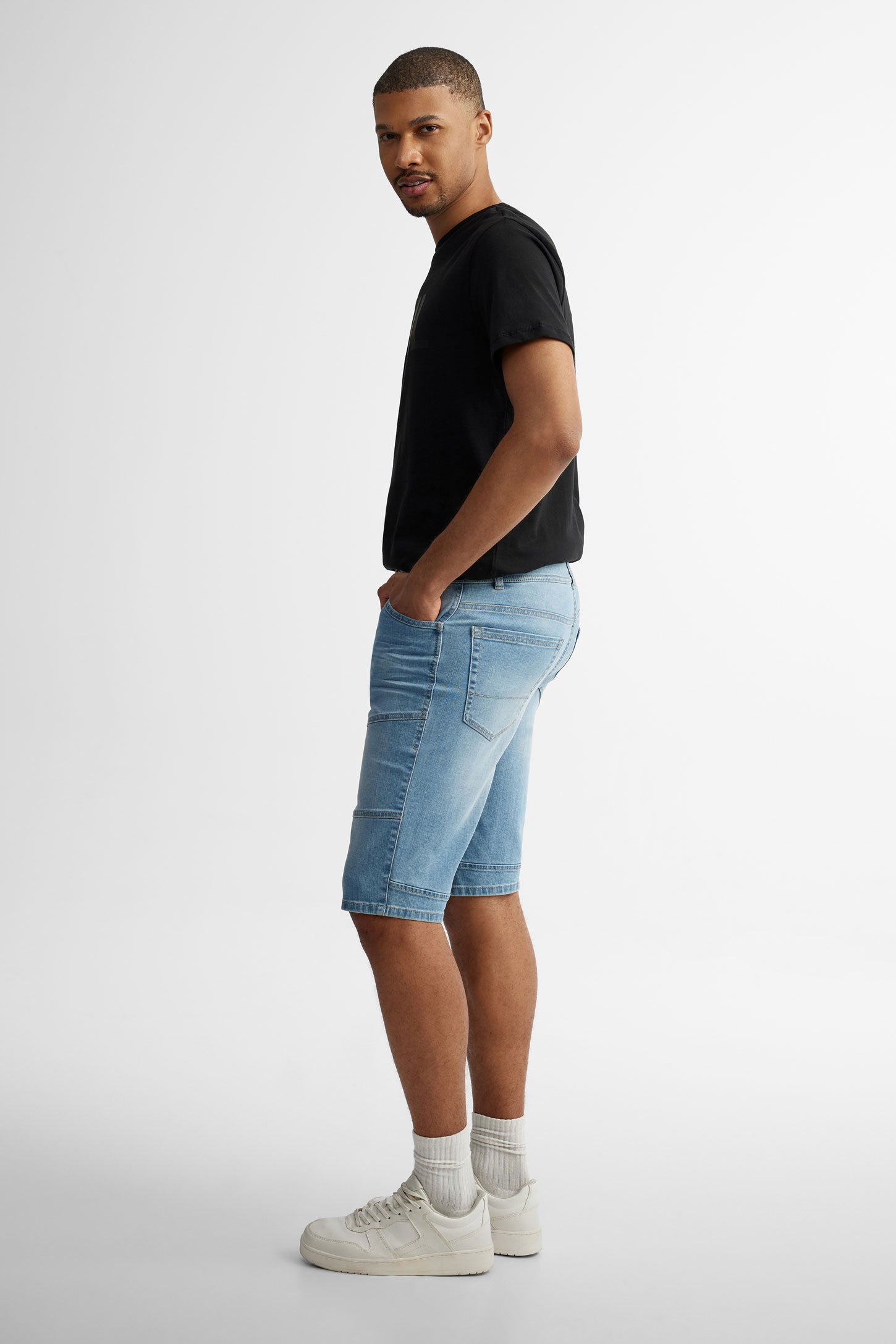 Short en jeans coupe régulière - Homme && BLEU PALE