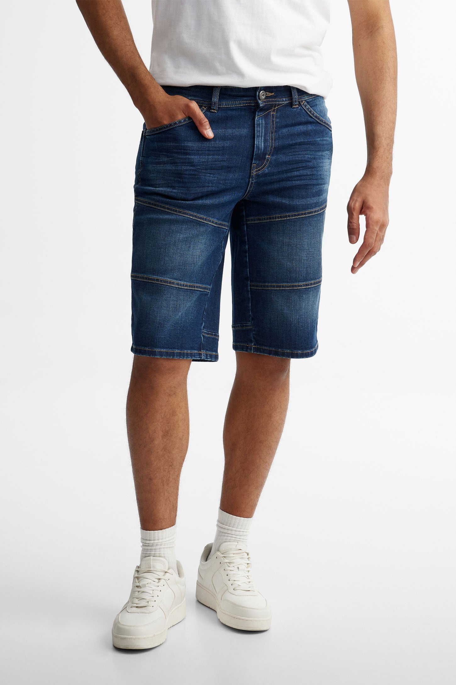 Short en jeans coupe régulière - Homme && BLEU FONCE