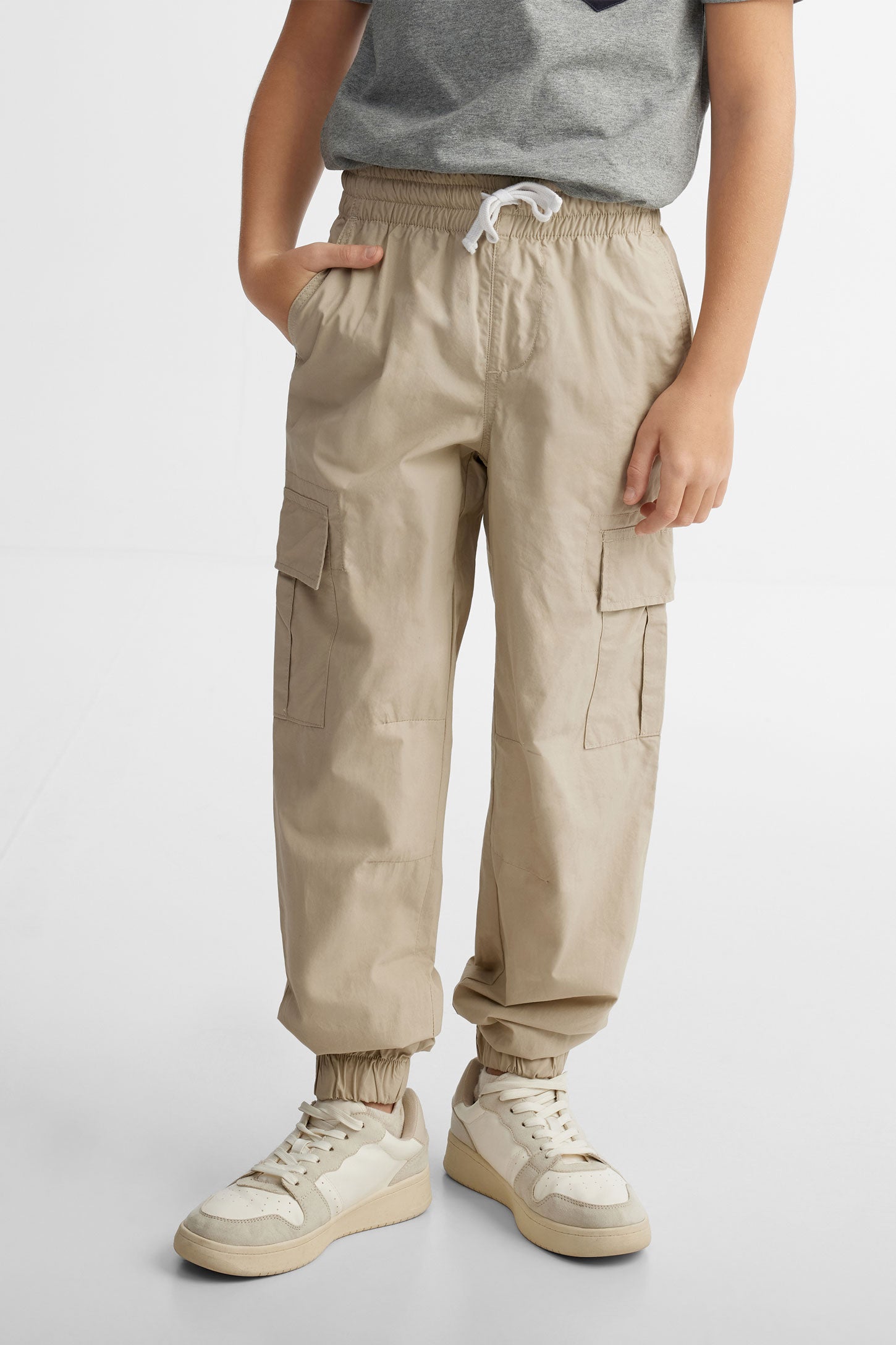 Pantalon jogger cargo en popeline, 2/50$ - Ado garçon && BRUN