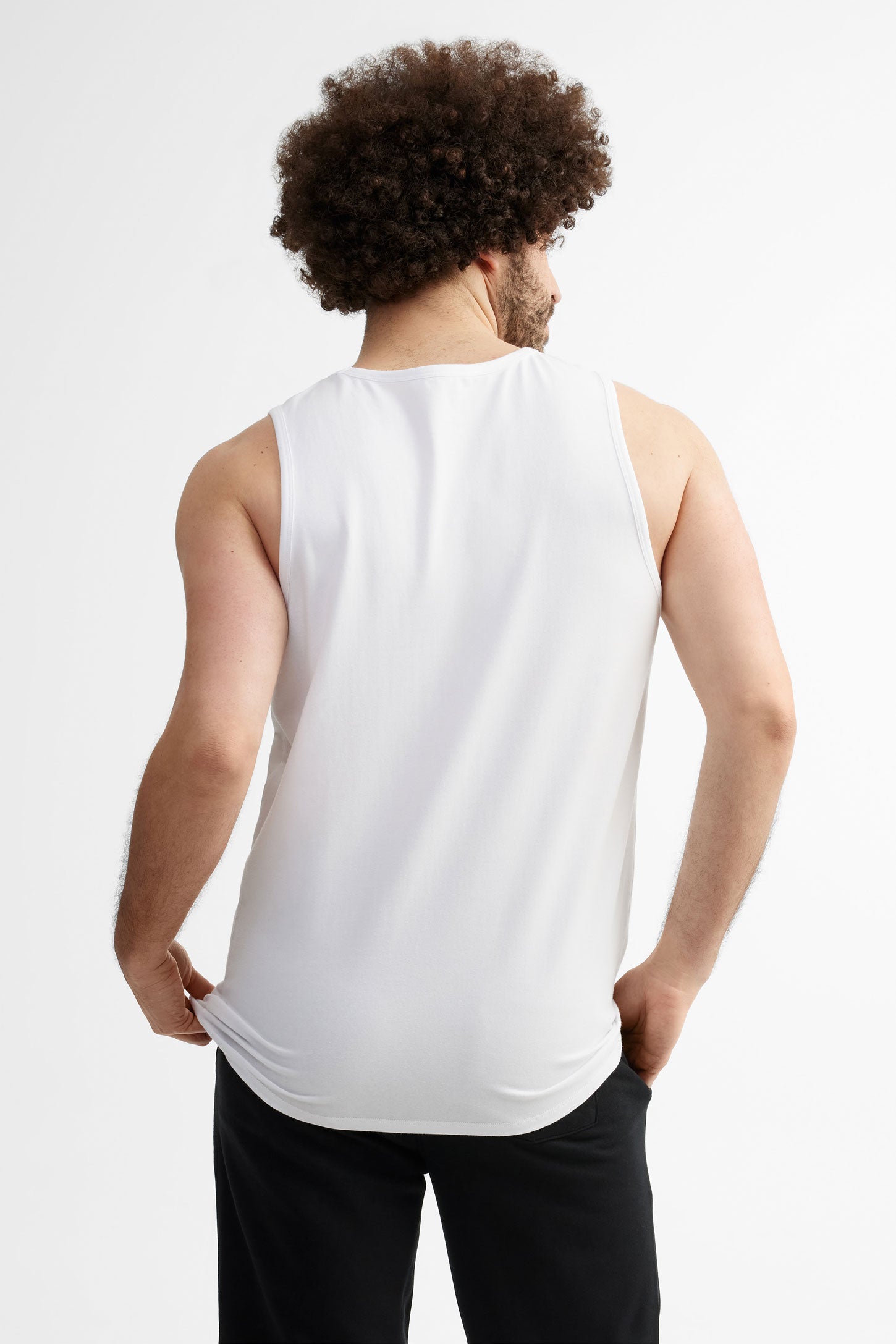 Camisole à poche en coton, 2/30$ - Homme && BLANC