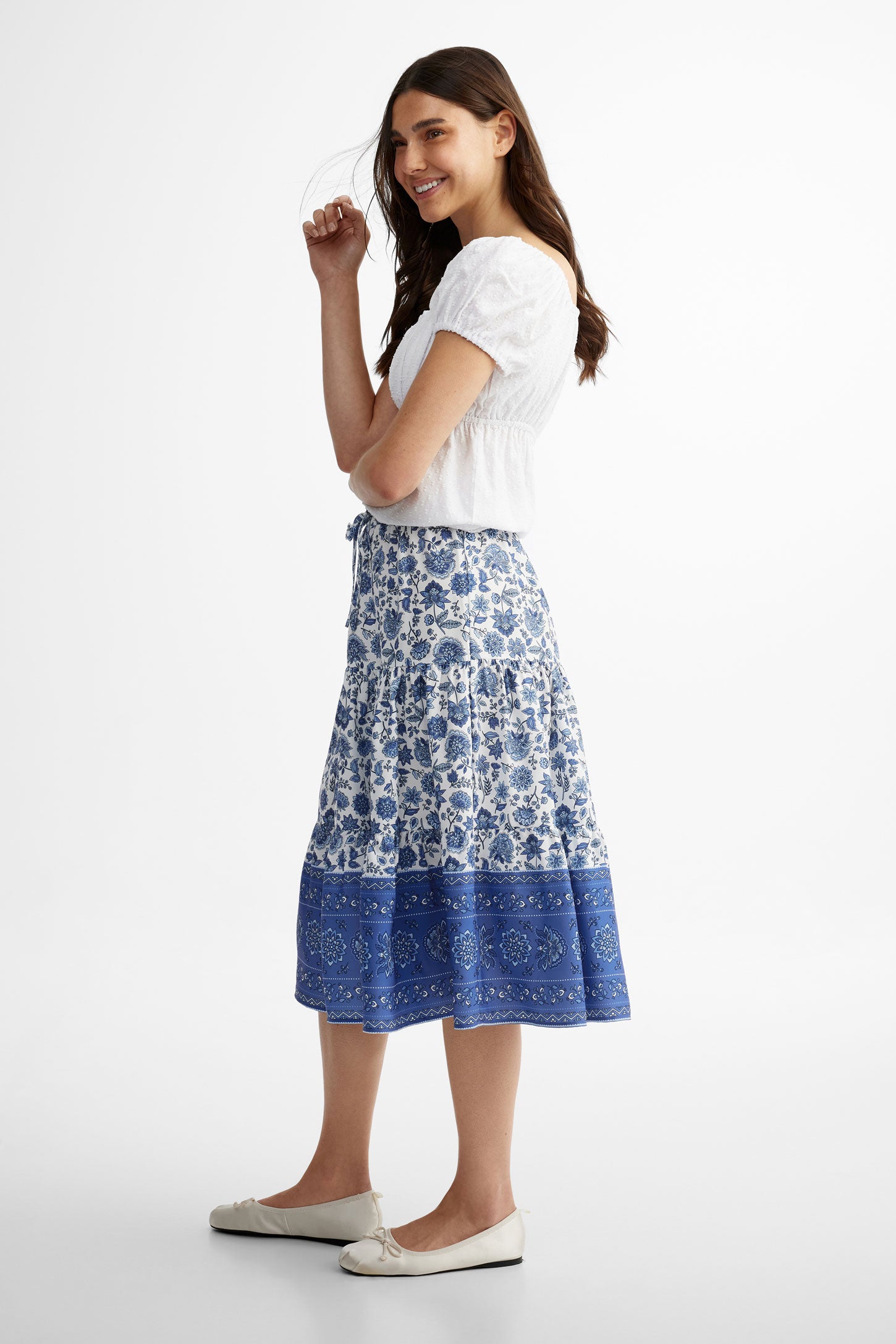 Chandail col en cœur manches courtes - Femme && BLANC