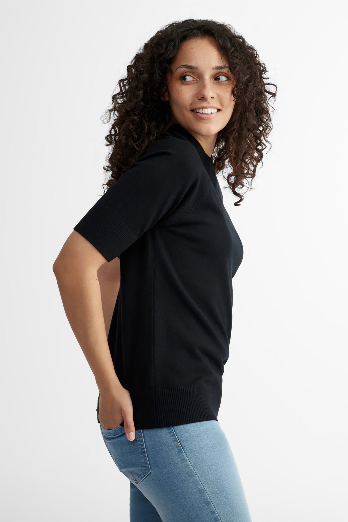 Chandail col montant manches courtes tricot - Femme && NOIR