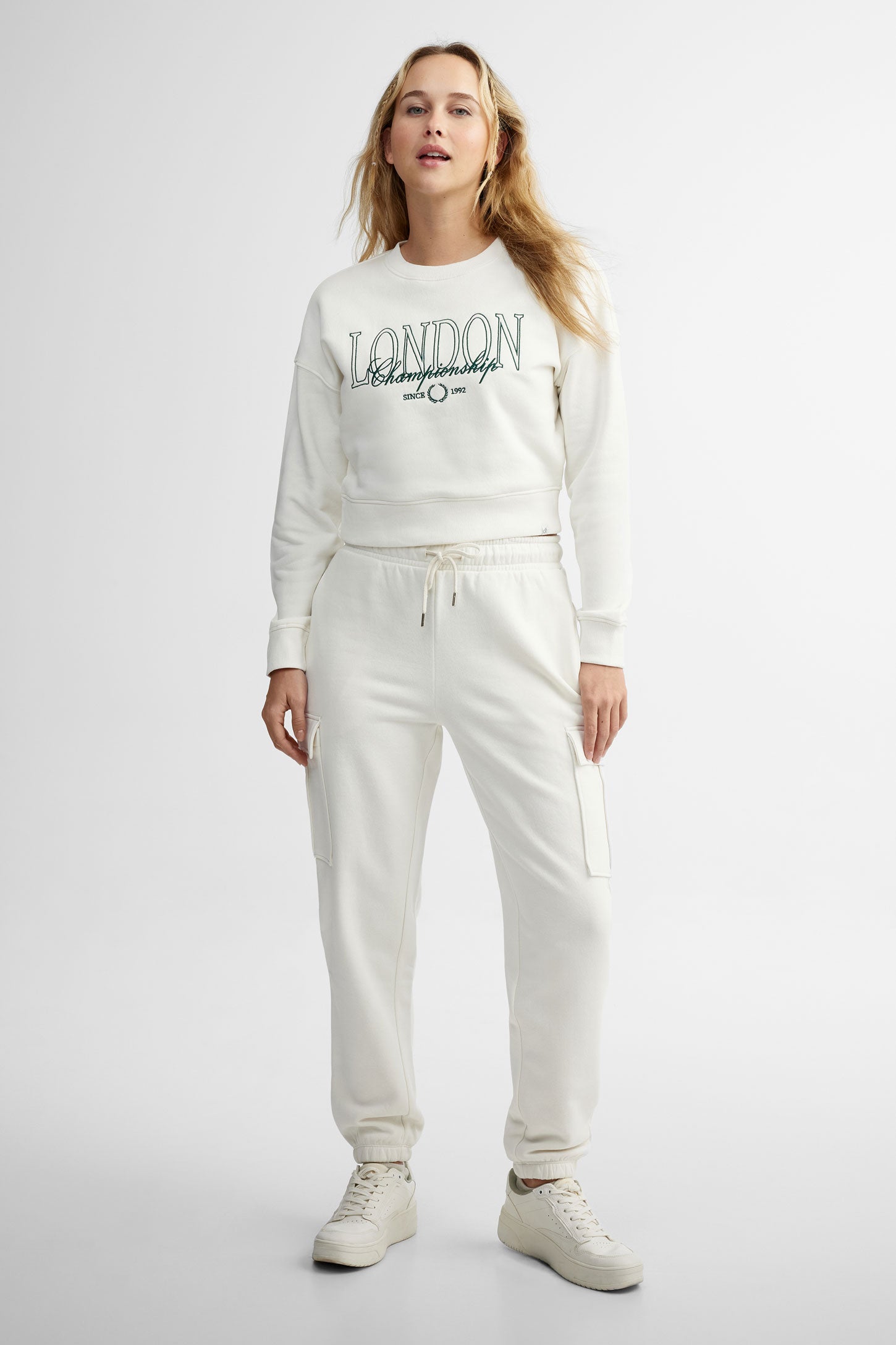 Chandail col rond coton ouaté - Femme && BLANC CASSÉ