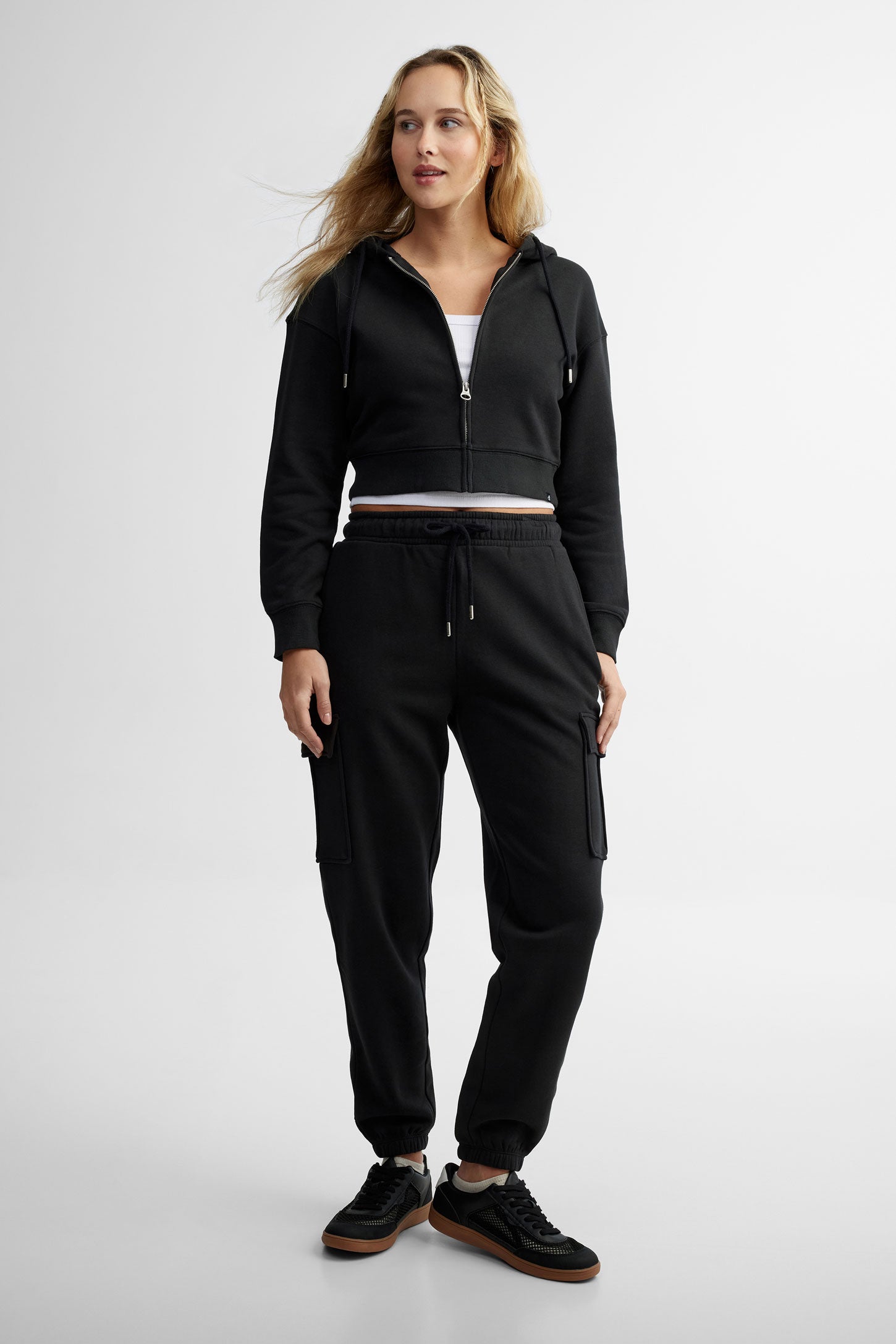 Veste à capuchon écourtée coton ouaté - Femme && NOIR