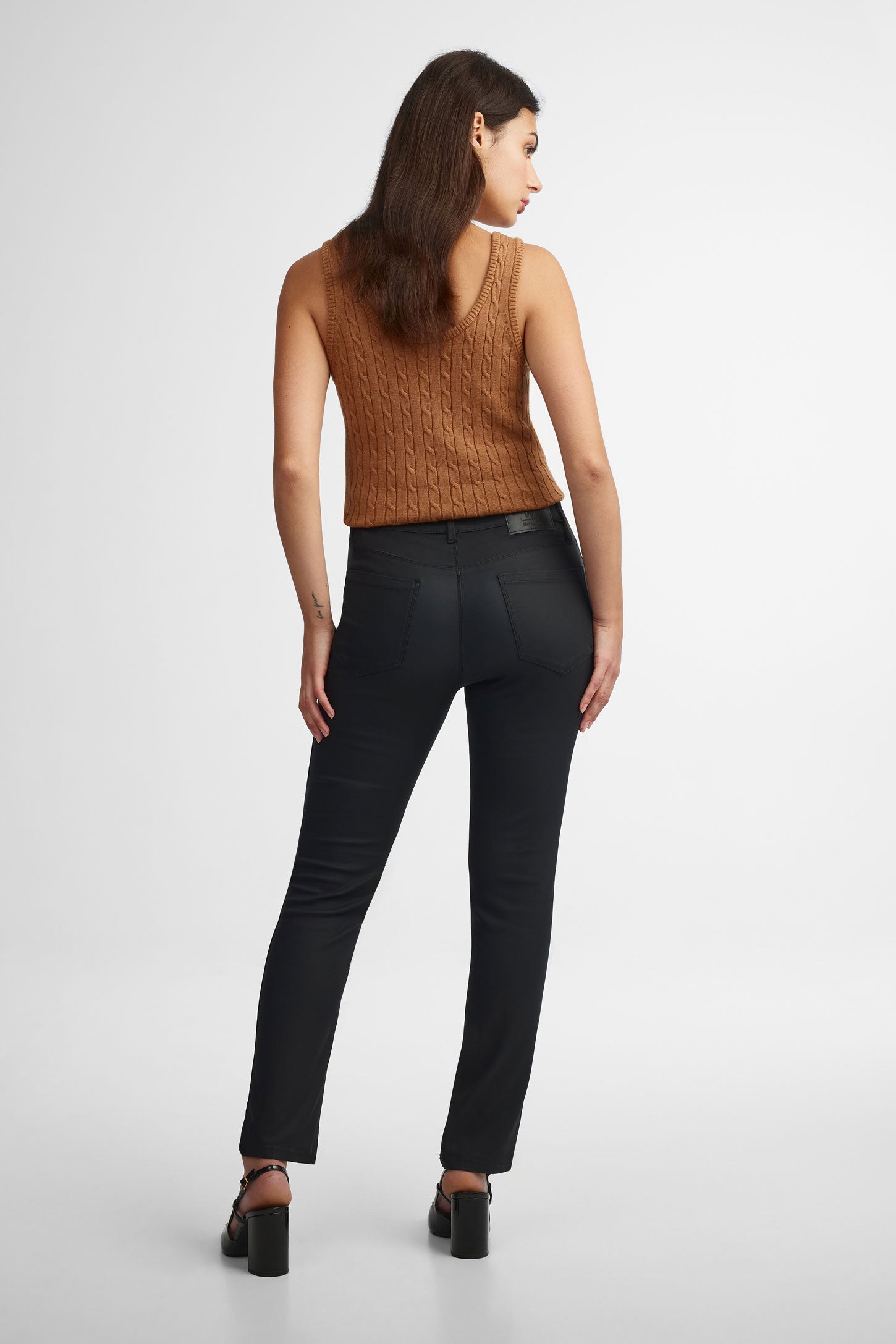 Jeans taille mi-haute coupe ajustée - Femme && DENIM NOIR
