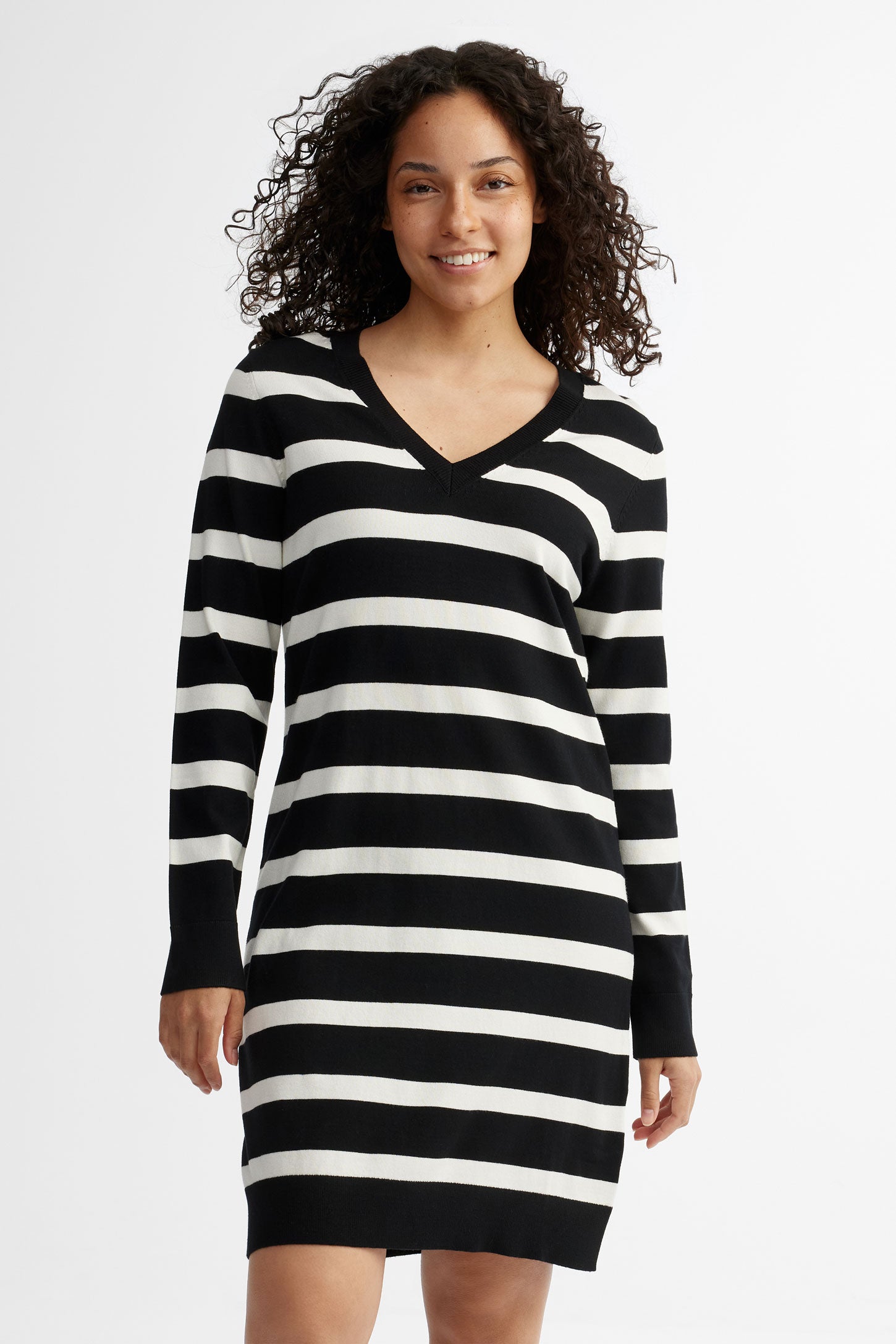 Emily - Robe tricotée à la mode à manches longues pour femme