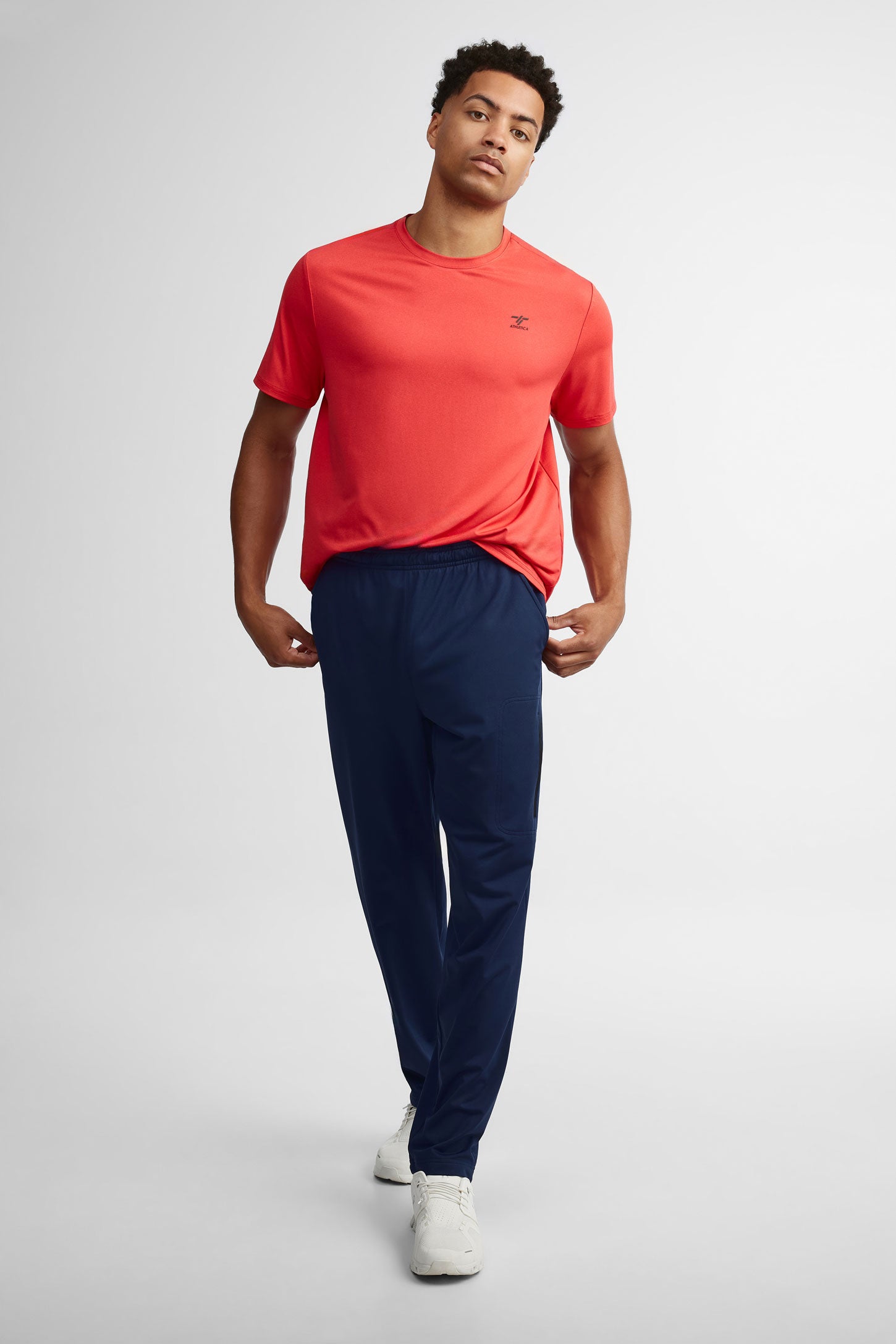 Pantalon athlétique jambe droite - Homme && BLEU MARINE