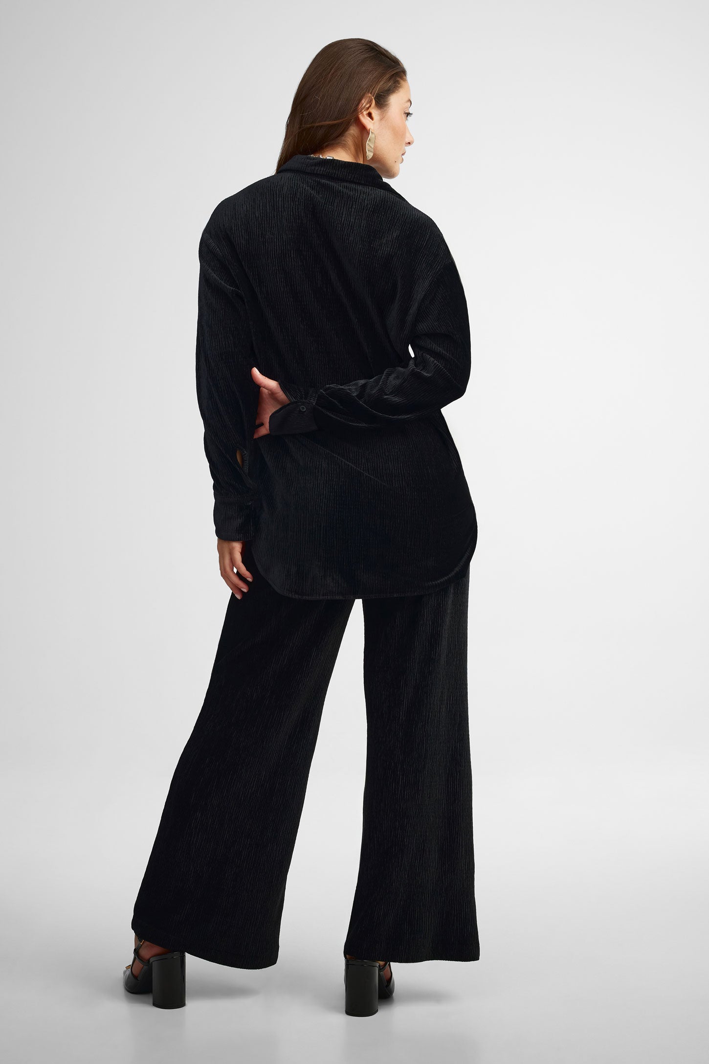 Chemise en velours coupe ample - Femme && NOIR