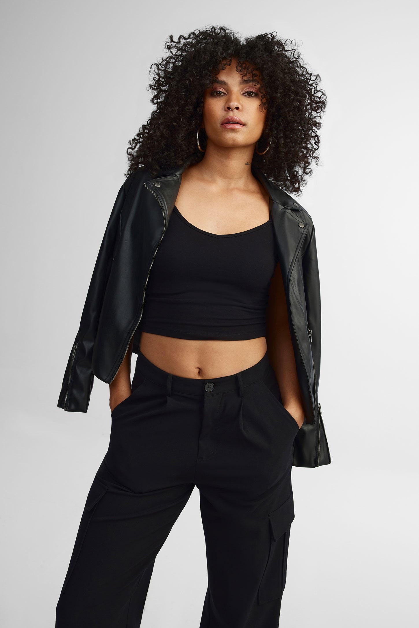 Camisole écourtée - Femme && NOIR