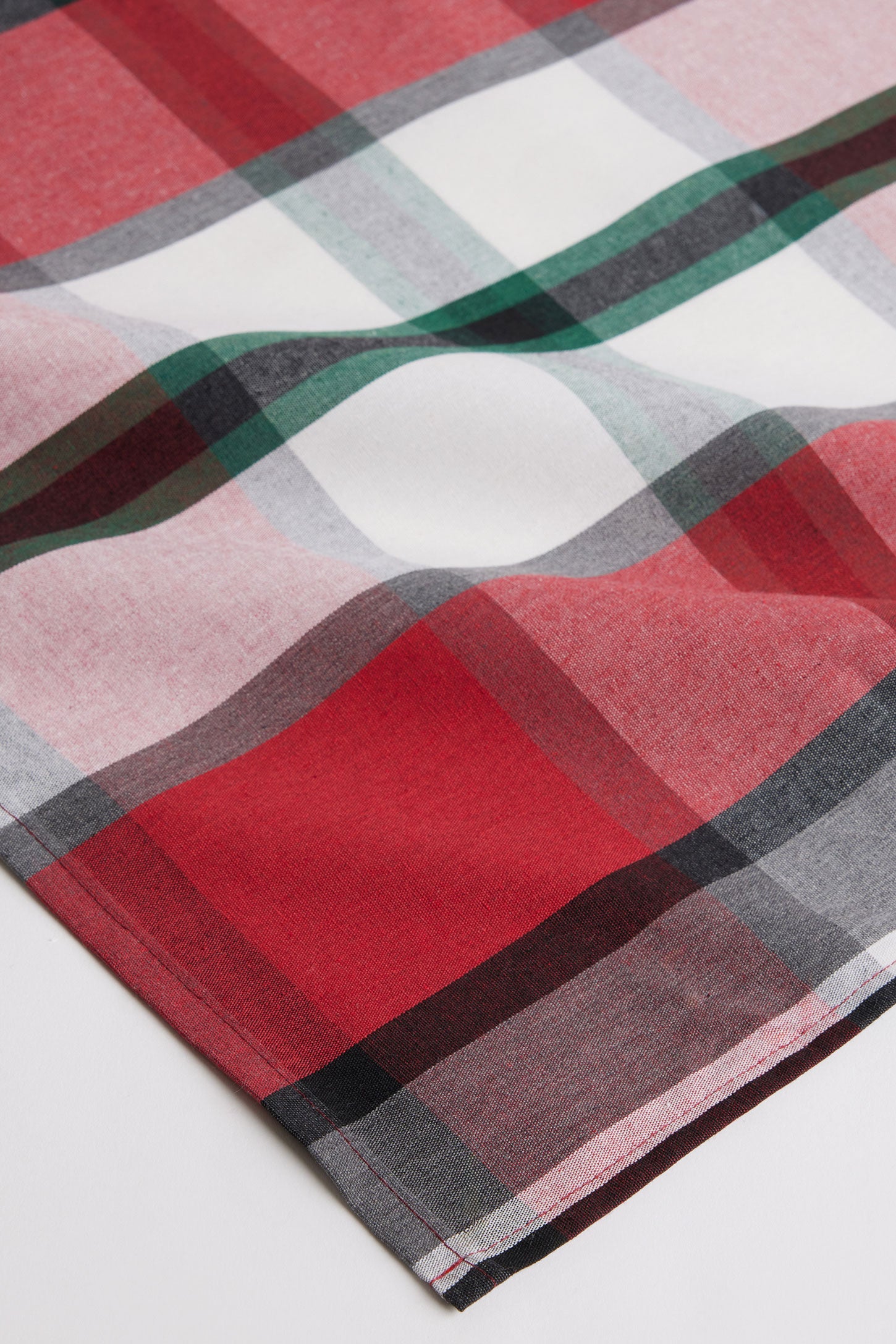 Nappe à carreaux 60 x 84'' - Maison && ROUGE/MULTI
