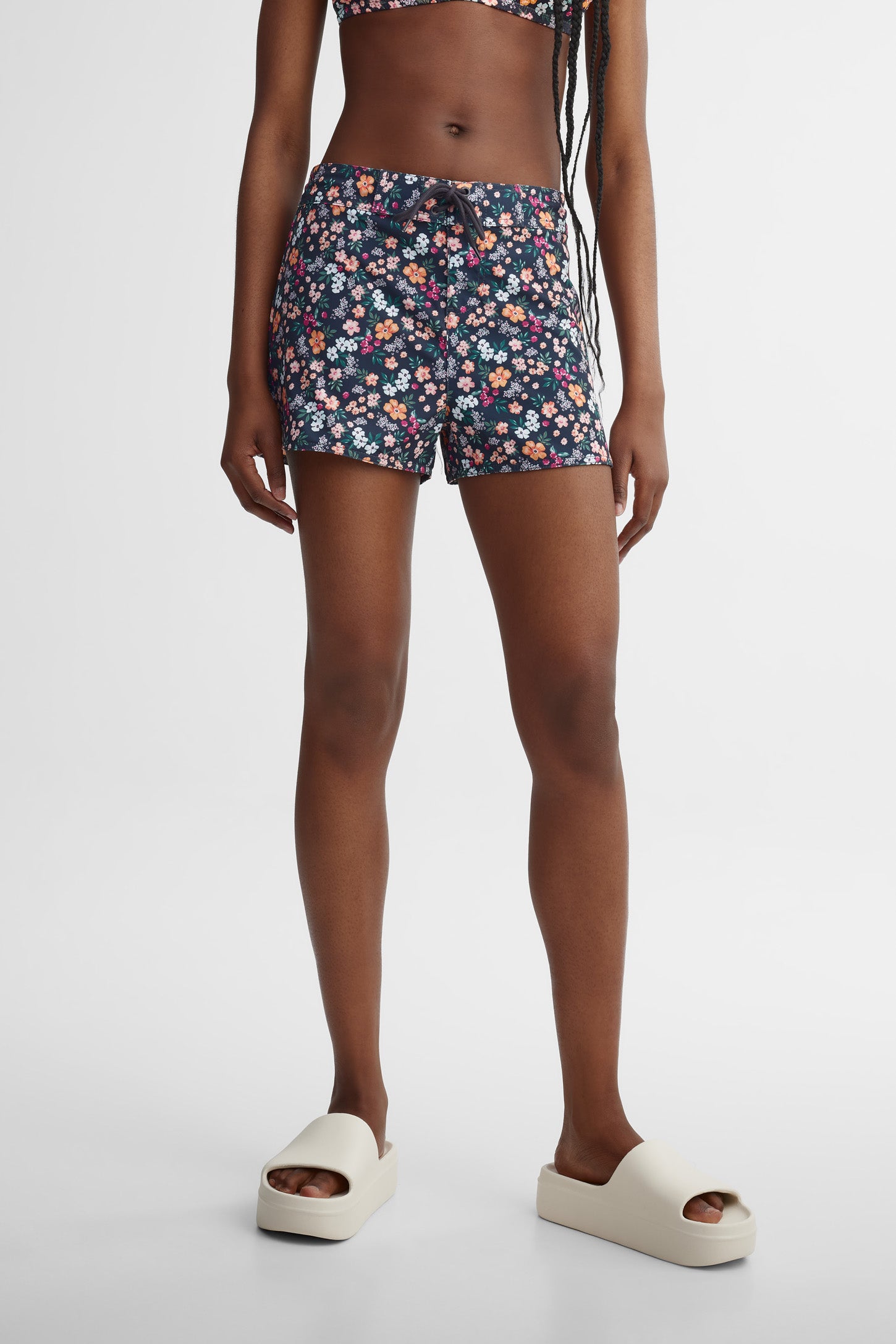 Short couvre-maillot extensible 4 sens - Femme && GRIS MULTI