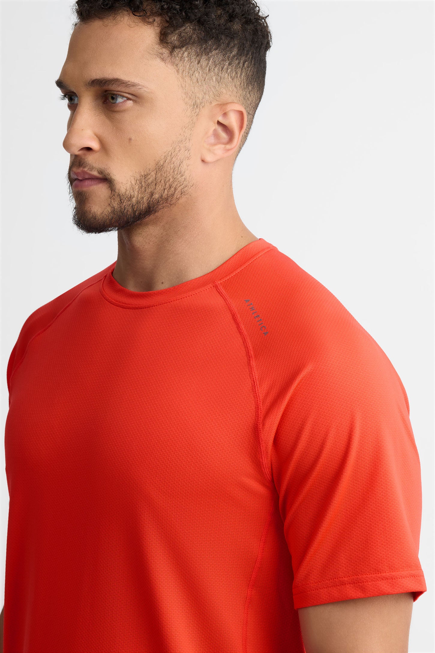 T-shirt athlétique - Homme && ROUGE