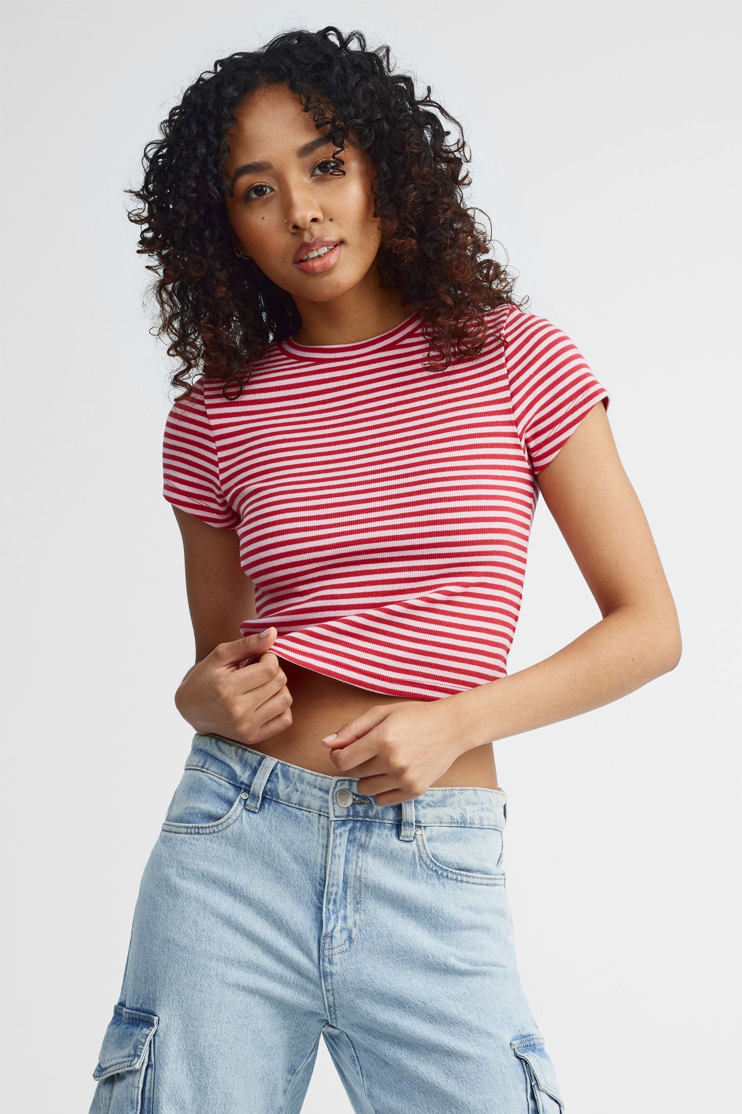 T-shirt col rond écourté rayé - Femme && ROUGE/MULTI