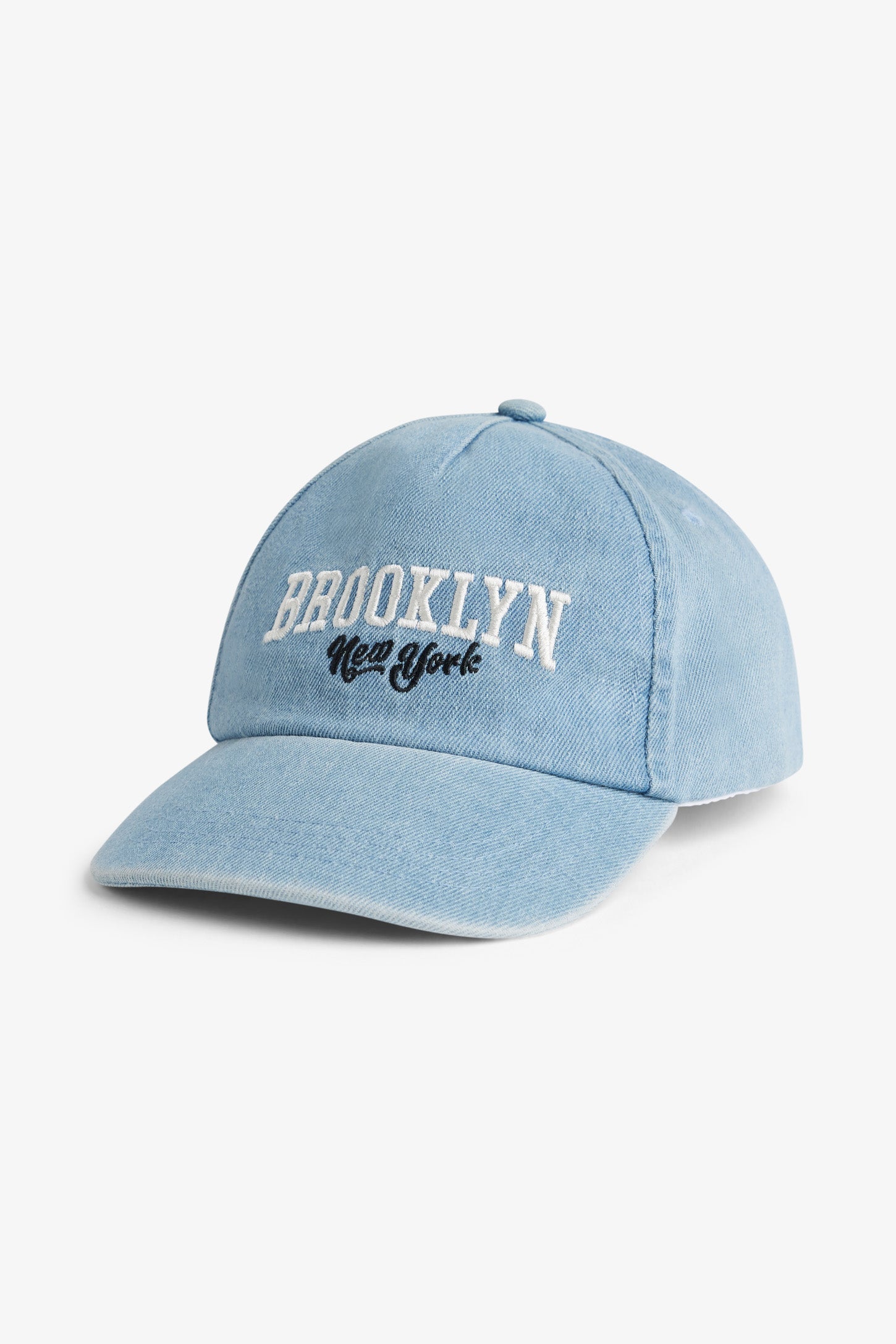 Casquette brodée, 2/25$ - Ado fille && BLEU