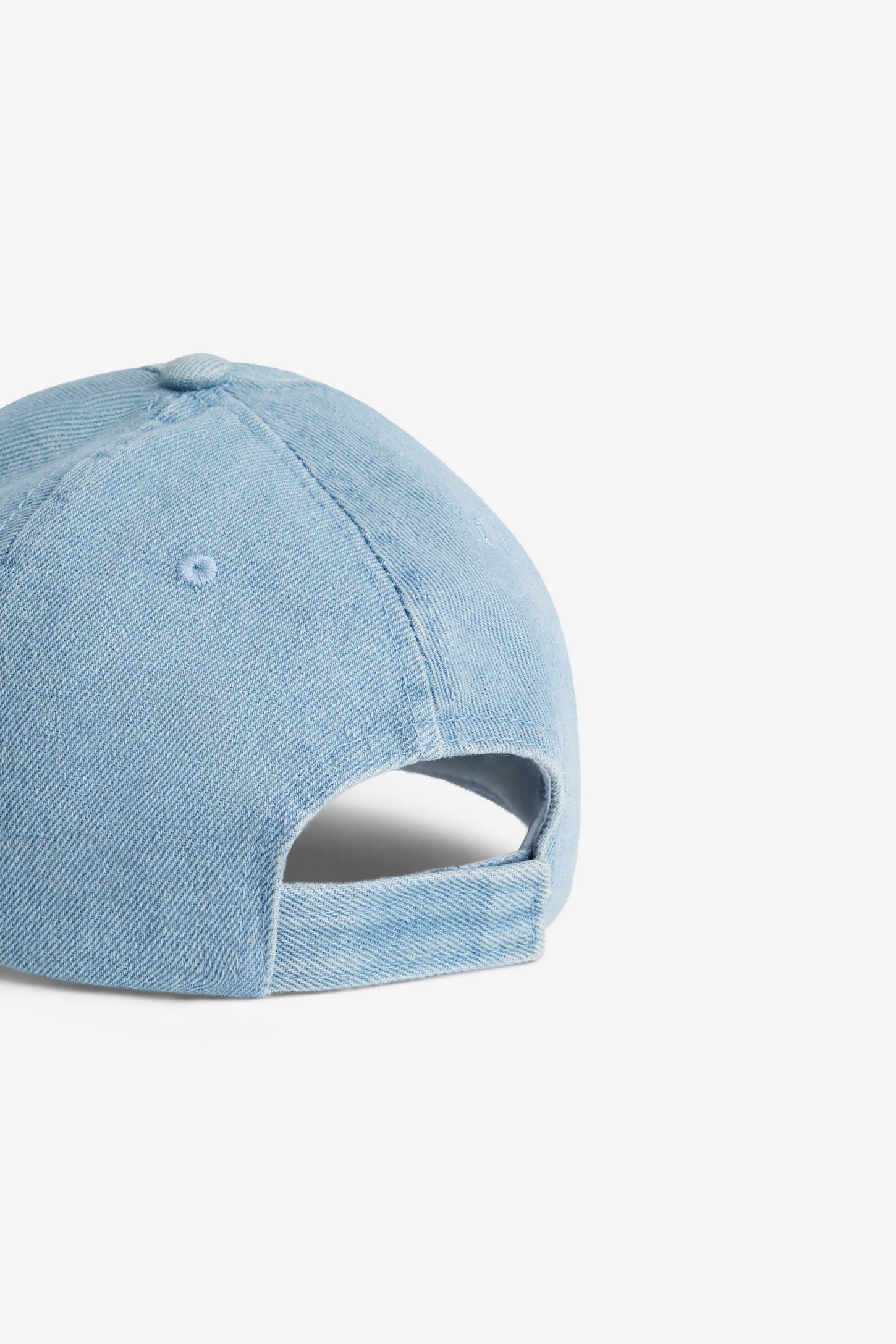 Casquette brodée, 2/25$ - Ado fille && BLEU