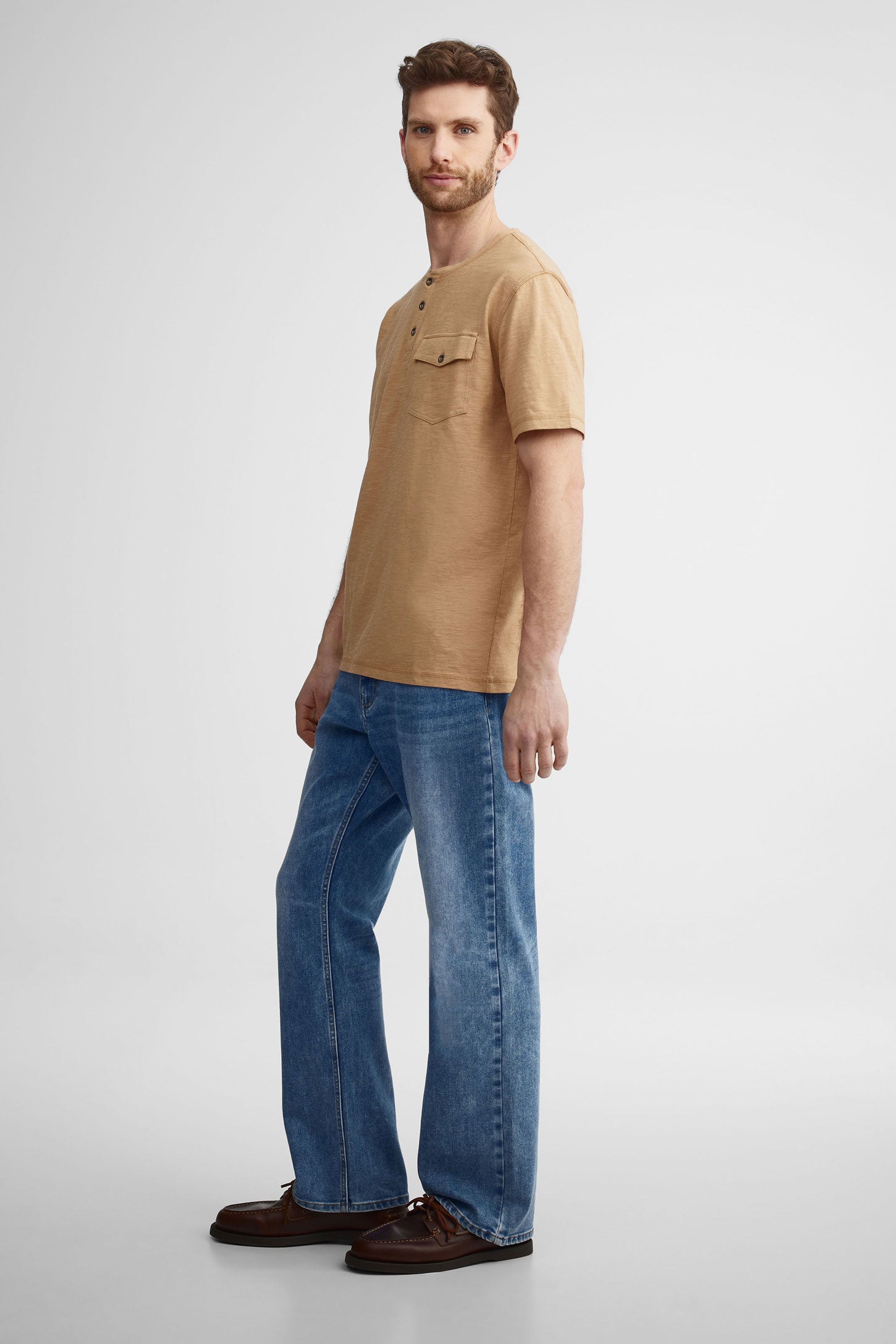 T-shirt henley en coton - Homme && BRUN