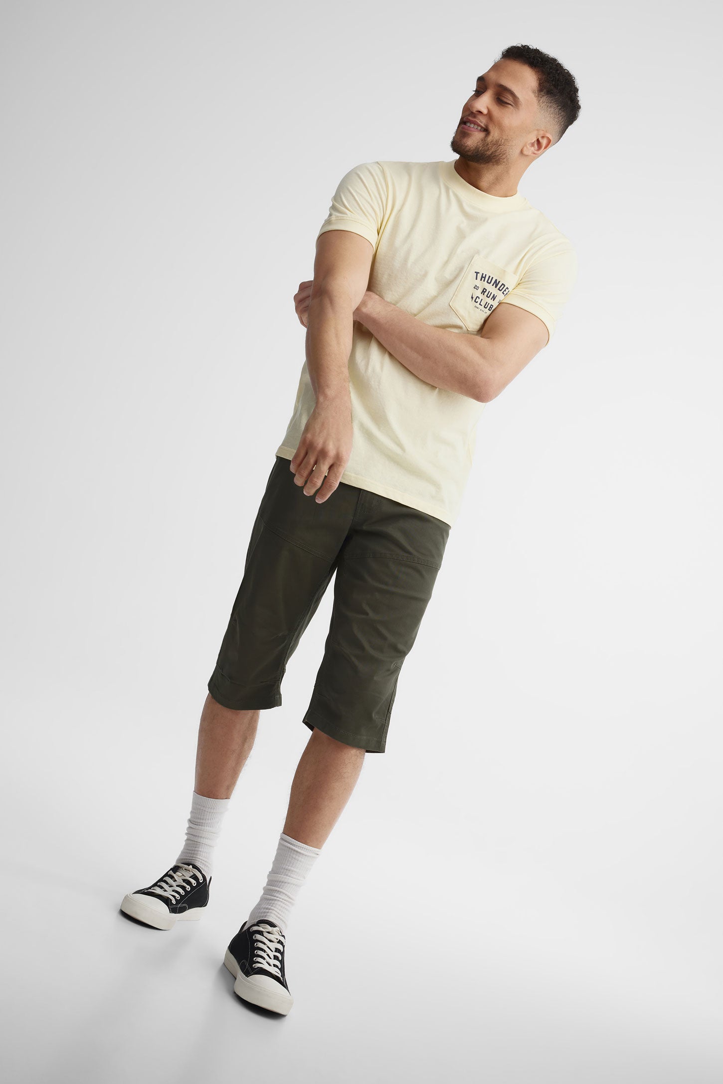 Bermuda coupe droite en twill - Homme && OLIVE