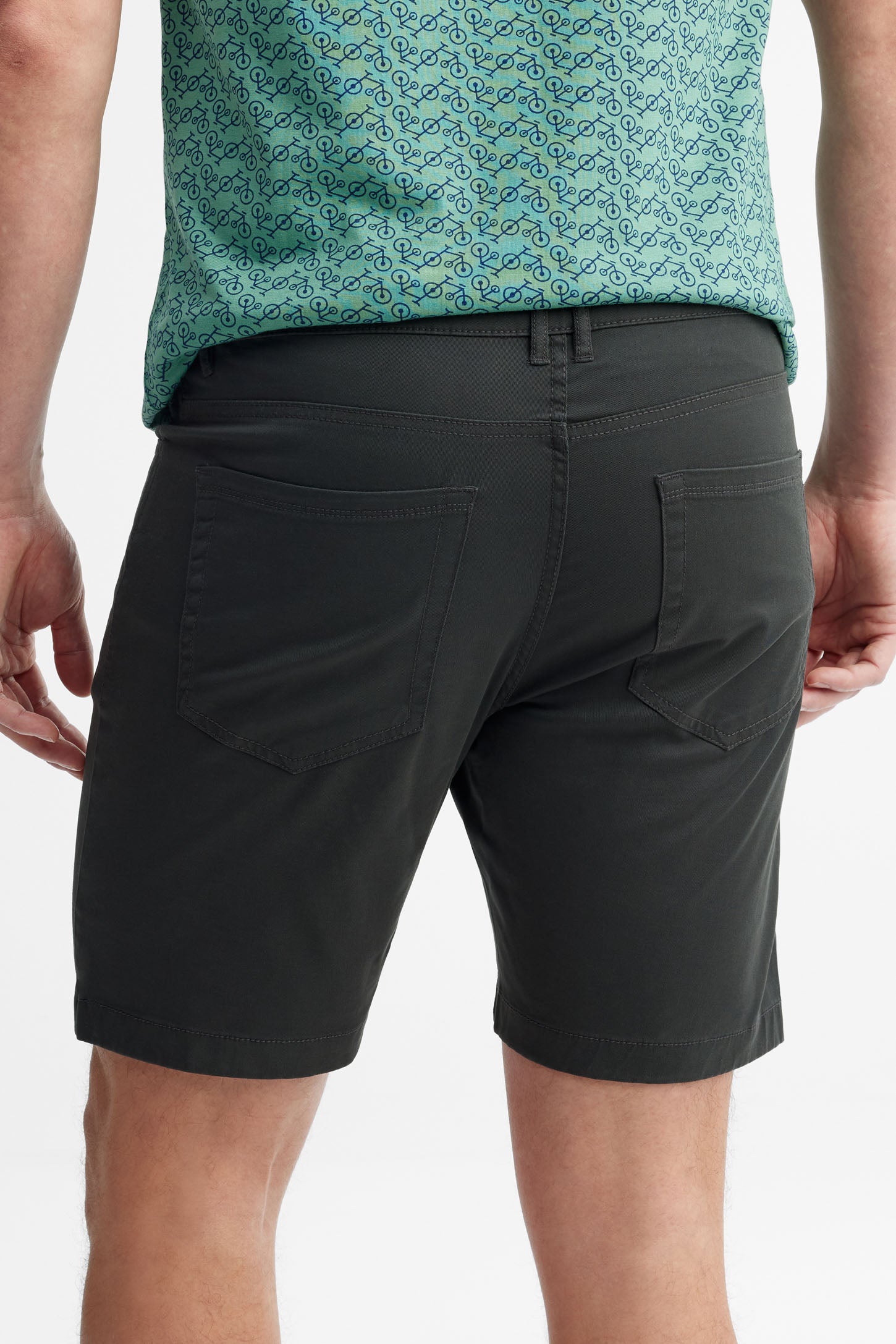 Short coupe droite en twill - Homme && NOIR