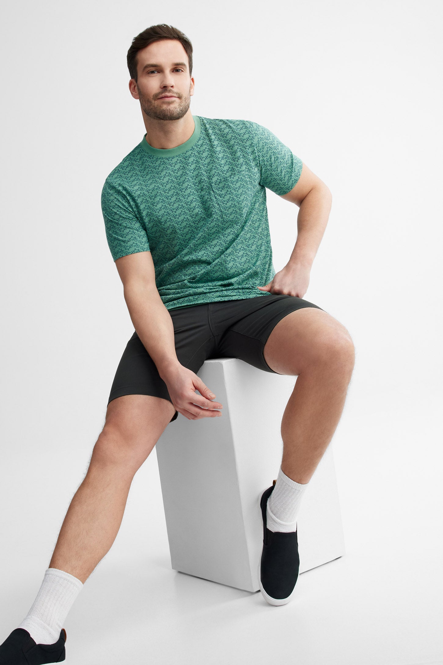 Short coupe droite en twill - Homme && NOIR