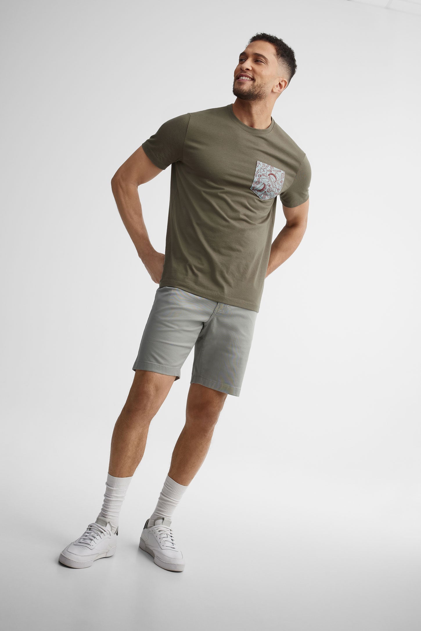 Short coupe droite en twill - Homme && GRIS