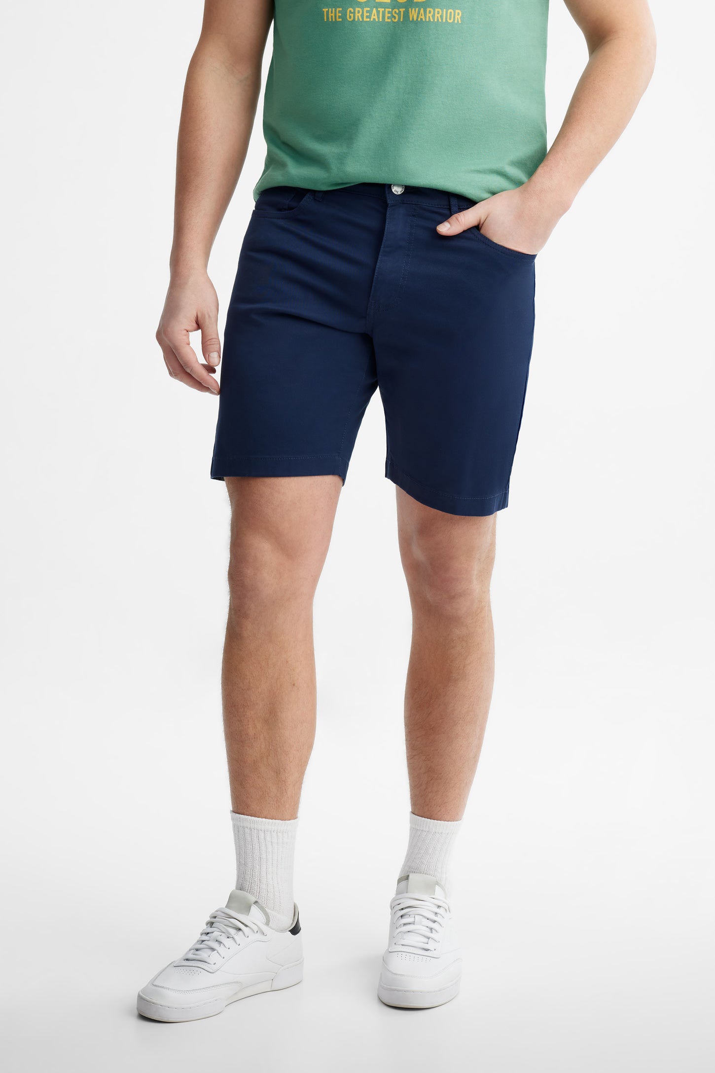 Short coupe droite en twill - Homme && BLEU MARINE