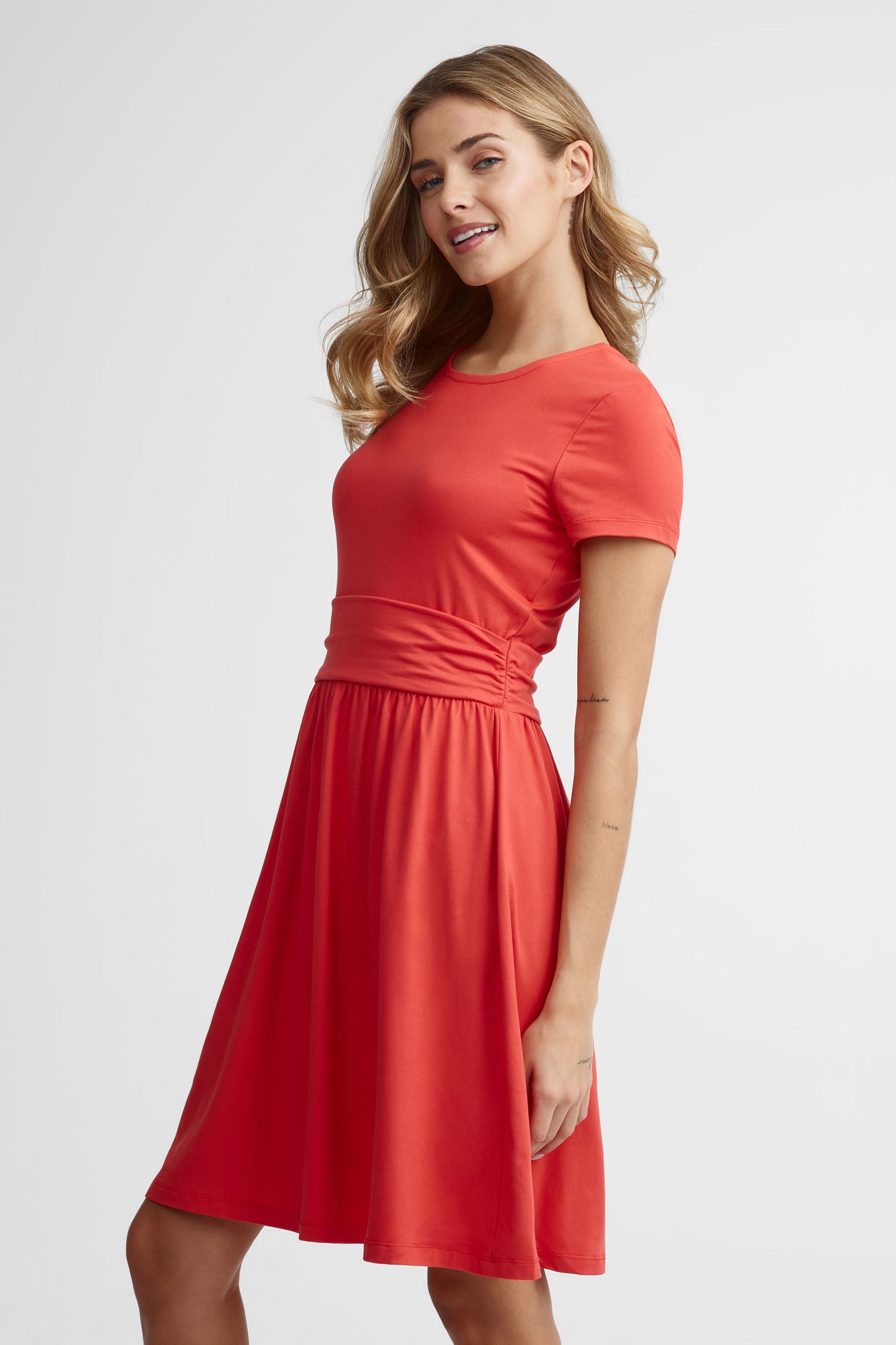 Robe courte évasée - Femme && ROUGE