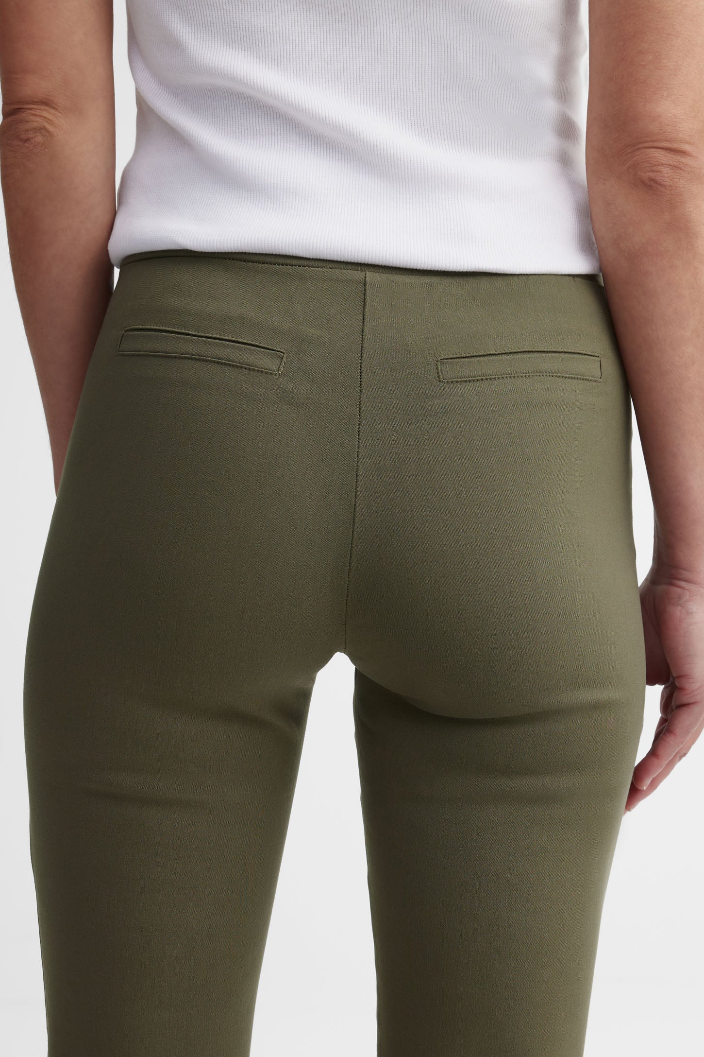 Pantalon ''bootcut'' en twill - Femme && KAKI