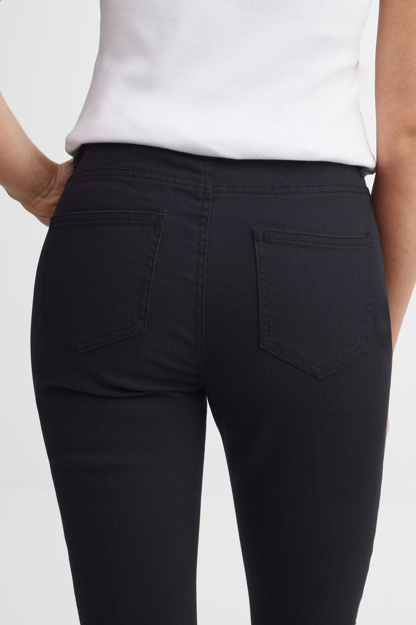 Capri 5 poches extensible coupe ajustée en twill - Femme && NOIR